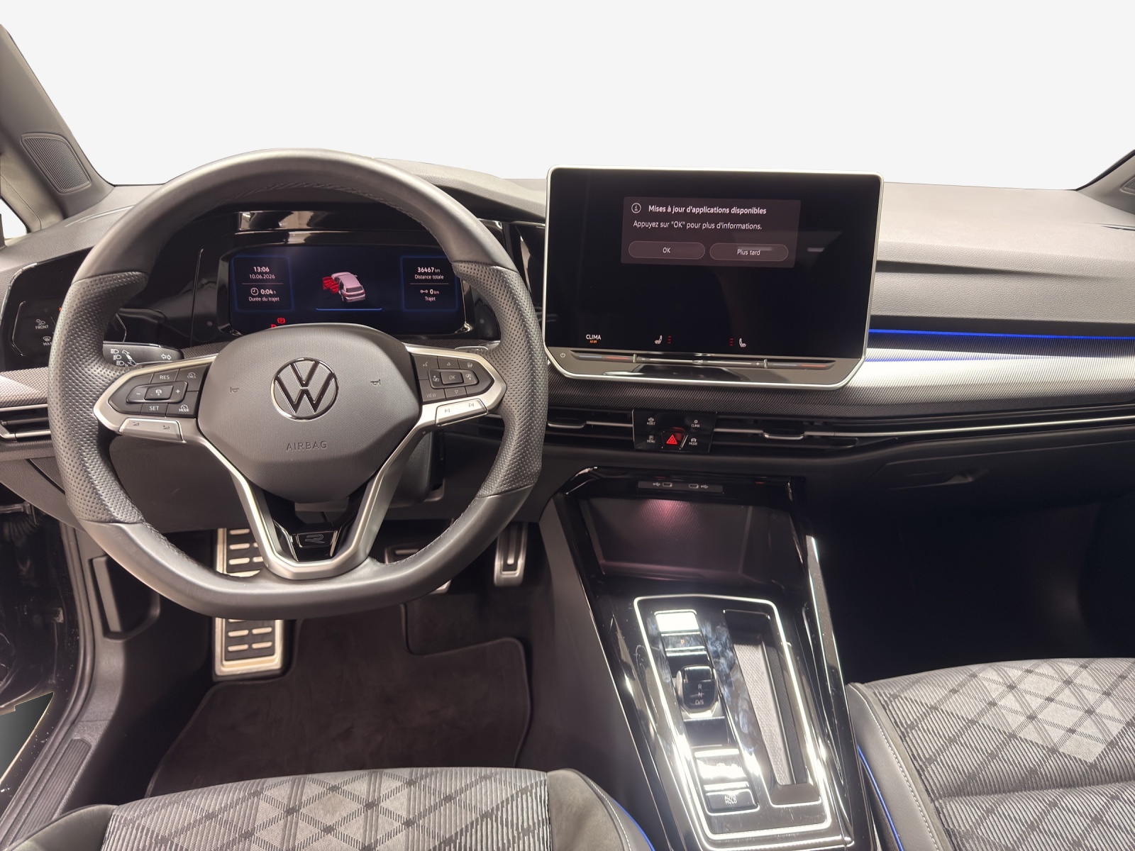 VW Golf 1.5 e TSI mHEV R-Line DSG-image-8
