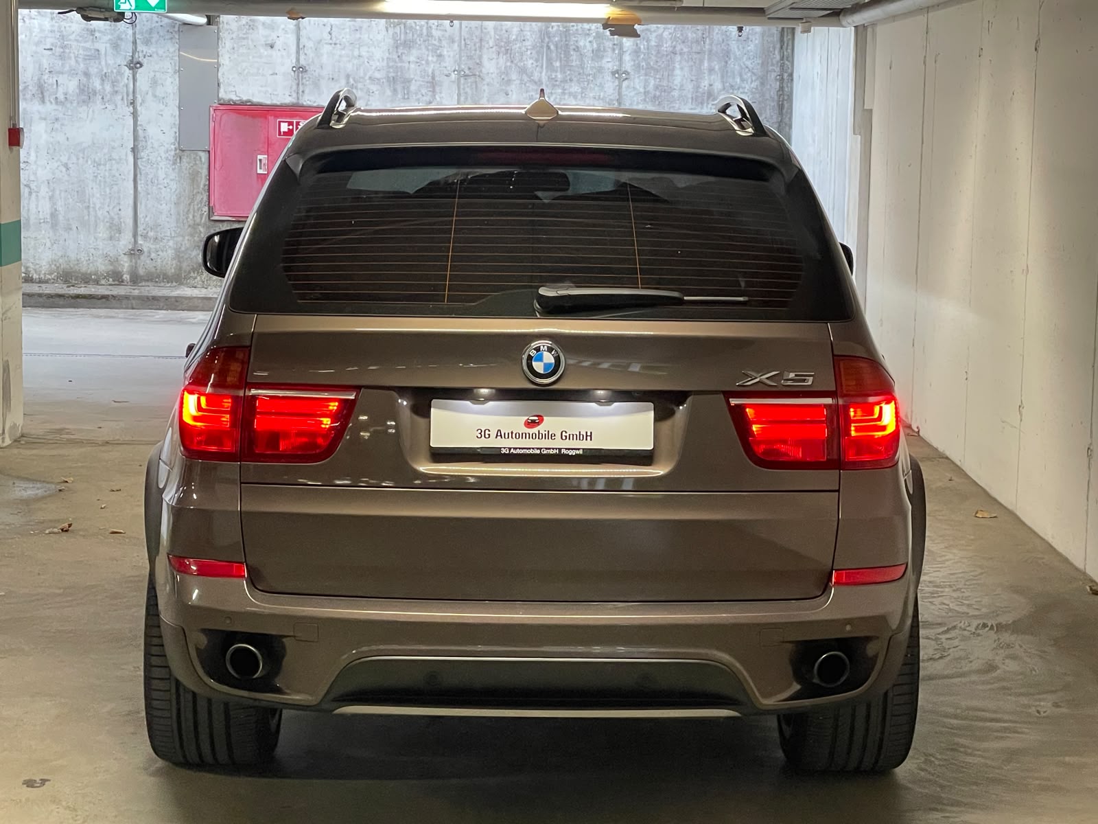 BMW X5 xDrive 35i Steptronic // MFK NEU-image-5