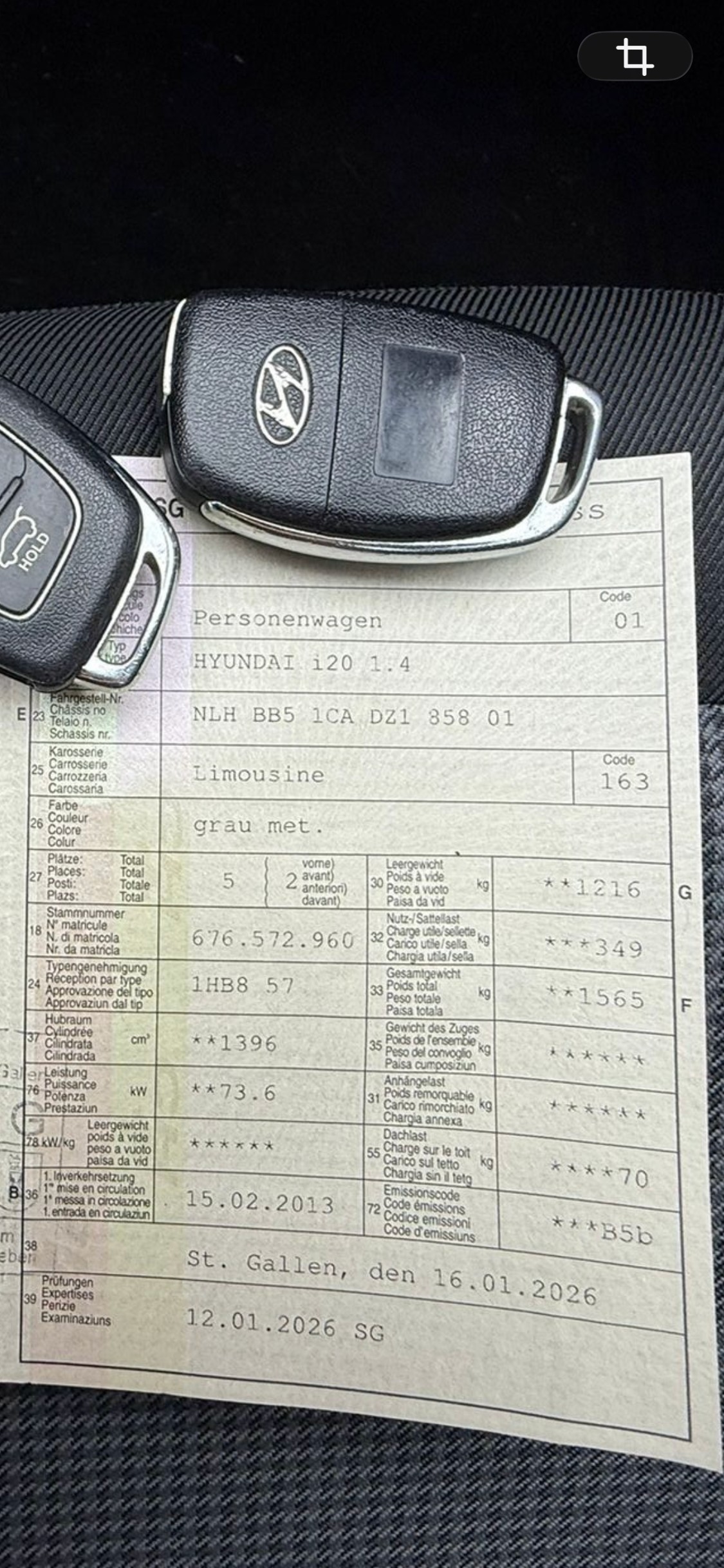 HYUNDAI i20 1.4 Premium-image-12