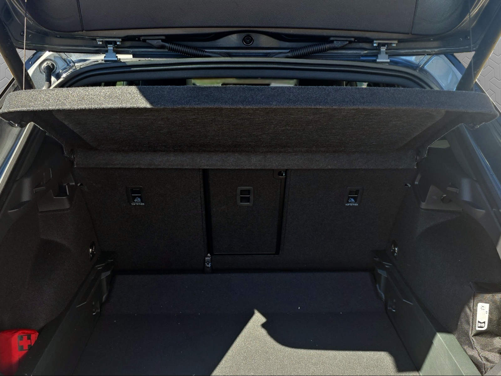 VW VW T-Roc R-Line-image-13