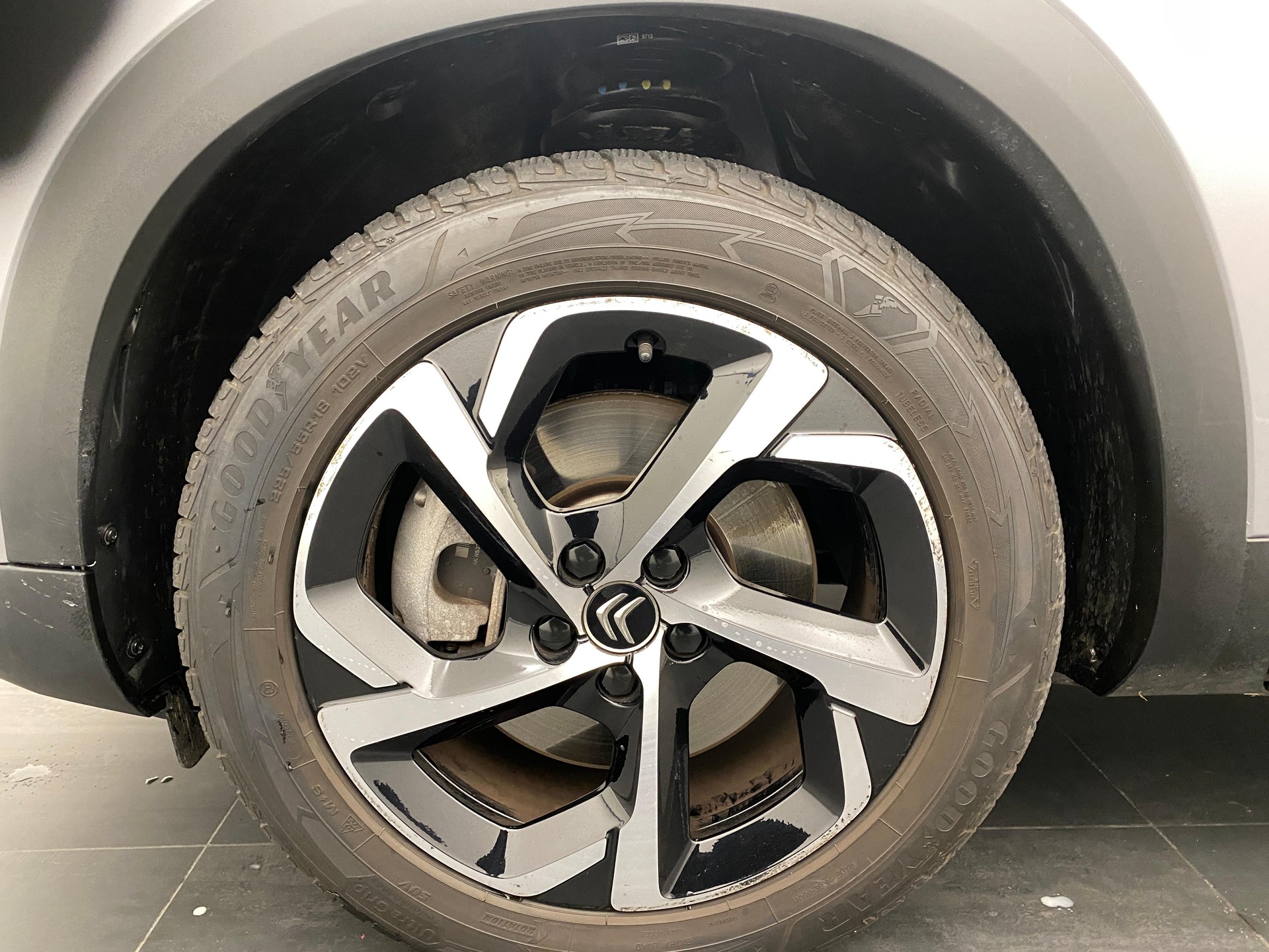 CITROEN C5 Aircross 1.6 Plug-in Hybrid Feel-image-9