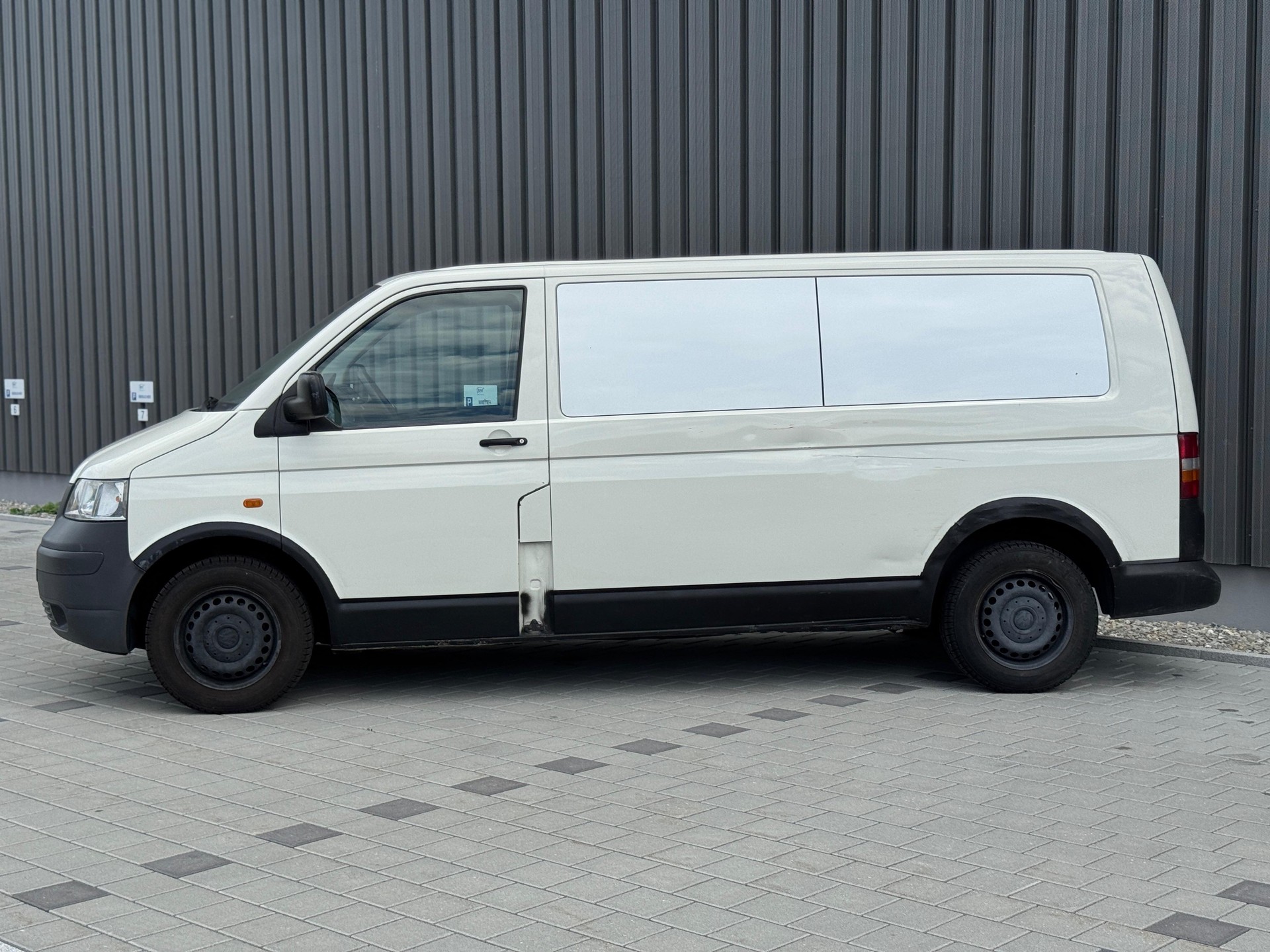 VW T5 2.5 TDI PD 4MOTION-image-2