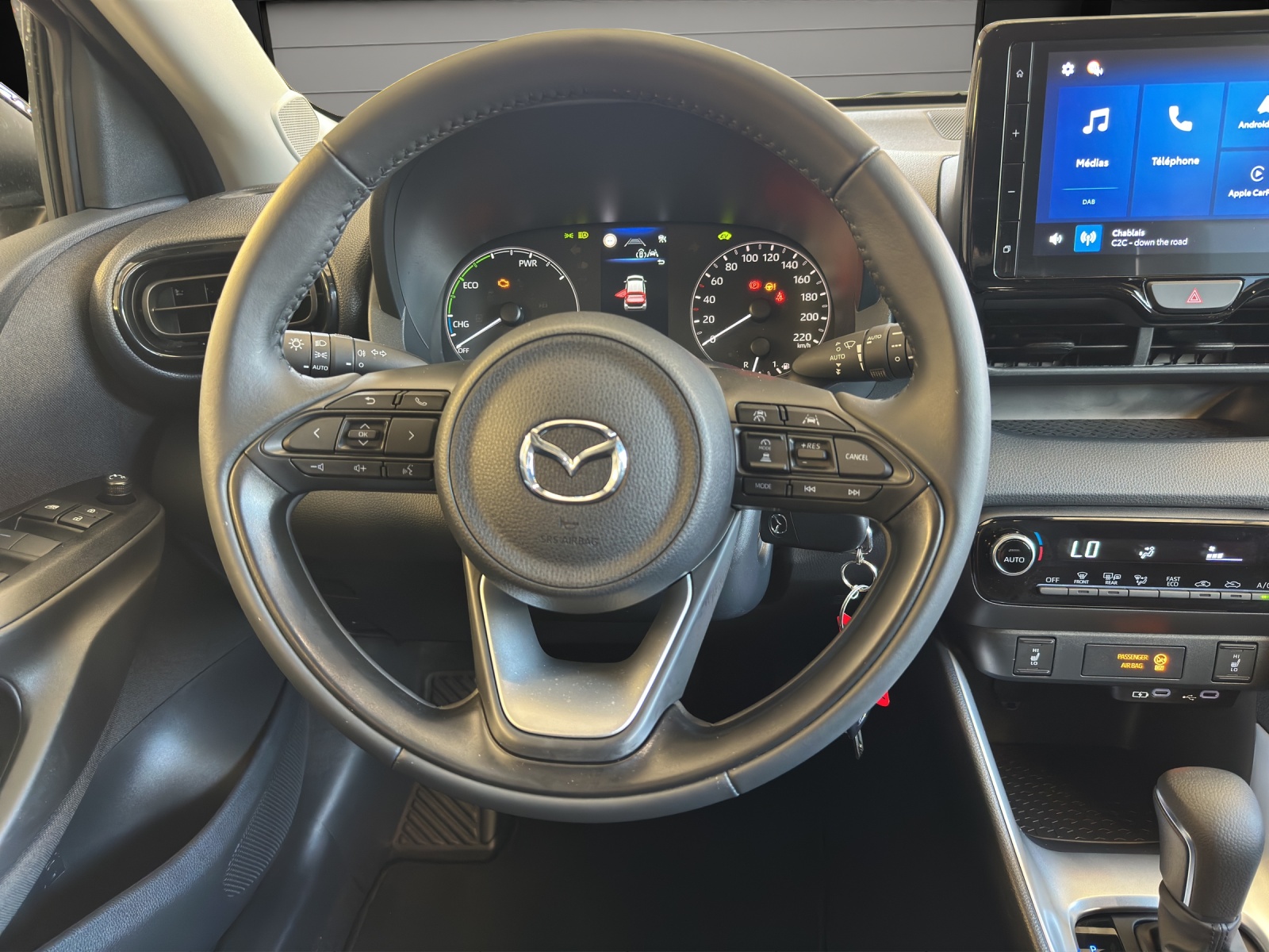 Image MAZDA 2 2 Hybrid Centre-line