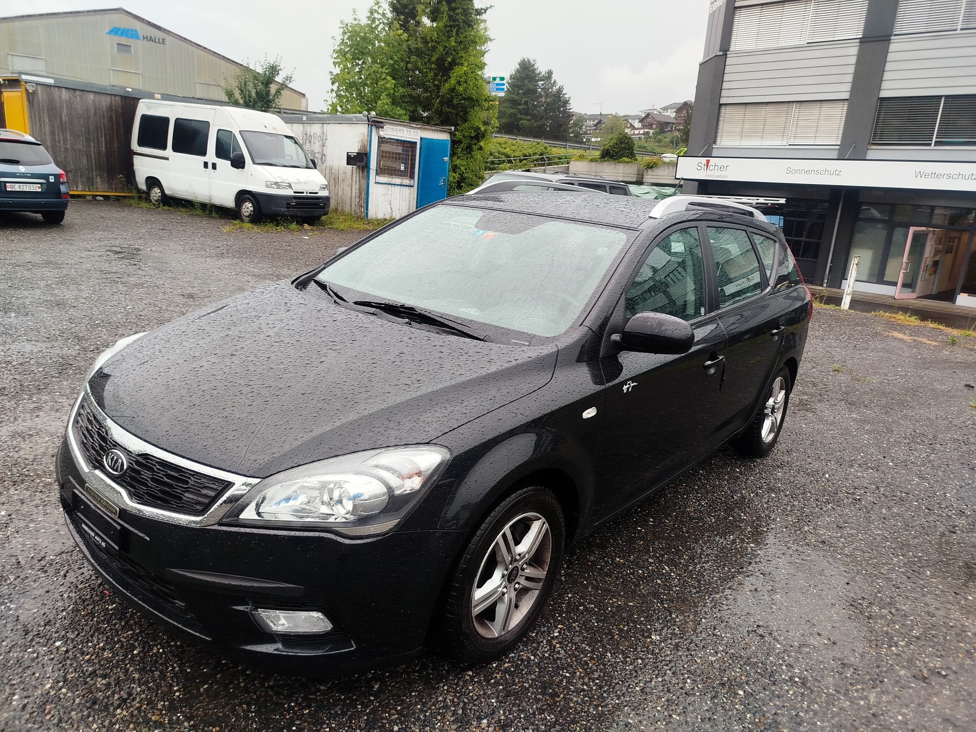KIA Cee'd Sporty Wagon 1.6 16V Style-image-6