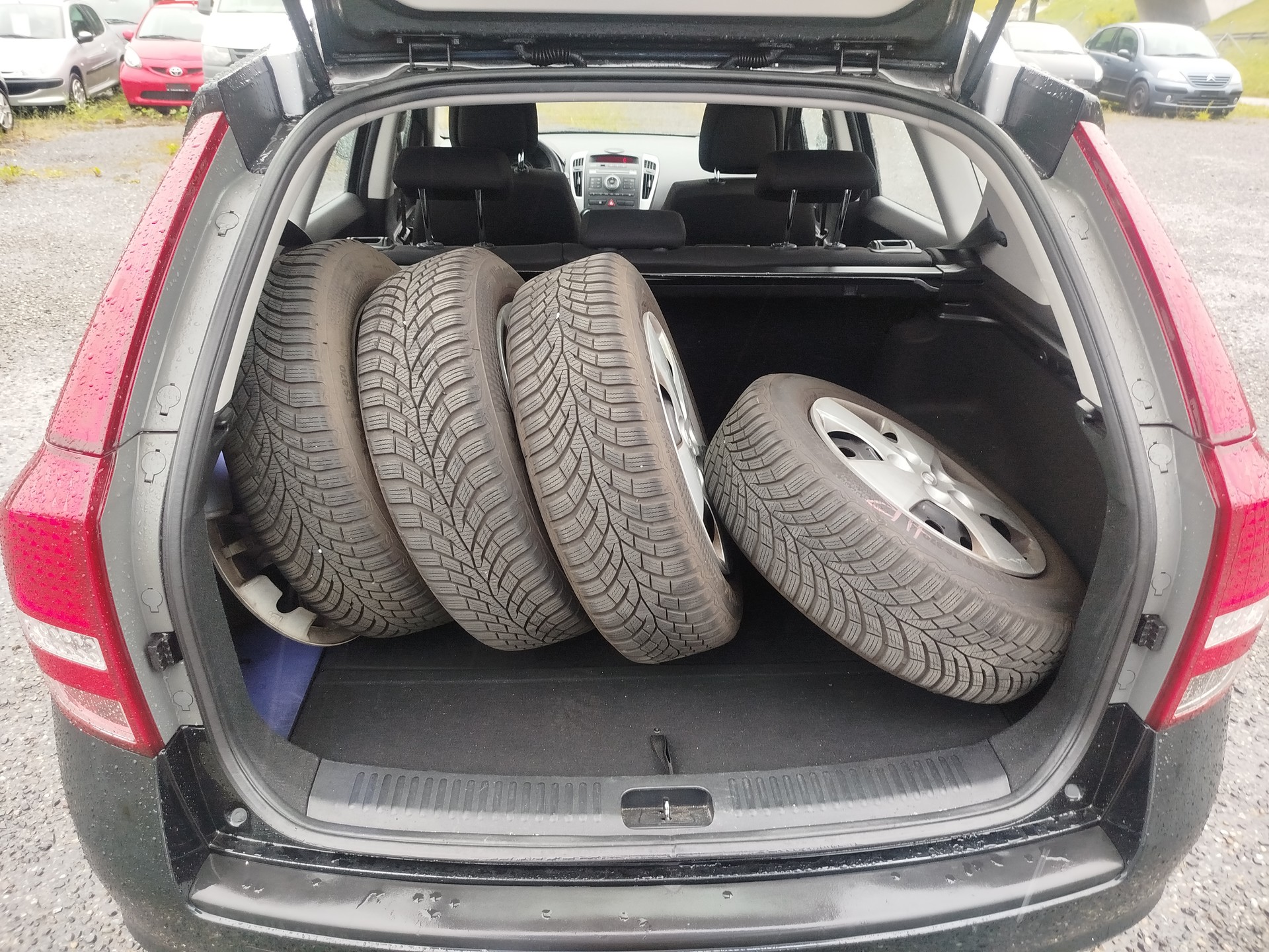 KIA Cee'd Sporty Wagon 1.6 16V Style-image-12