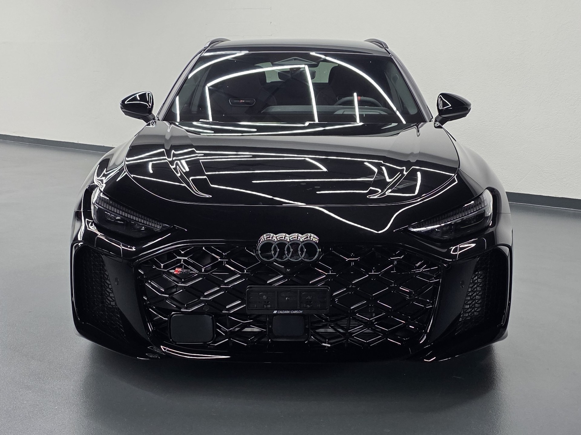 AUDI RS5 Avant 2.9 V6 TFSI e quattro T-Tronic-showroom-element-3