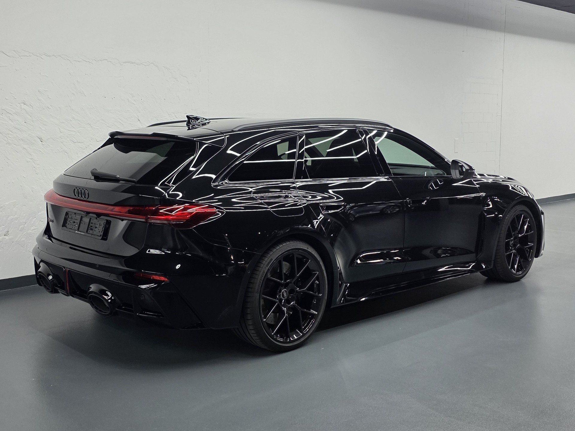 AUDI RS5 Avant 2.9 V6 TFSI e quattro T-Tronic-showroom-element-2