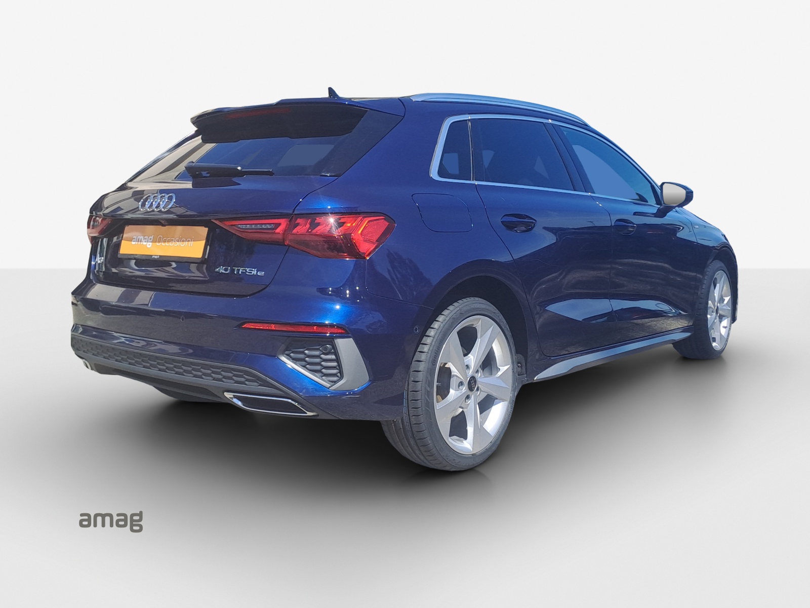 AUDI A3 Sportback 40 TFSI e S line S-tronic-image-5