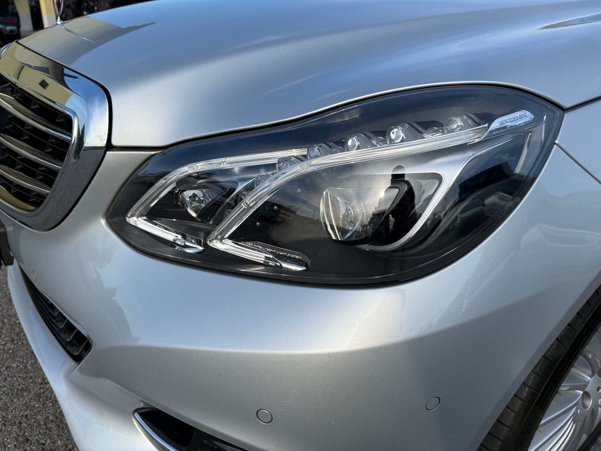 MERCEDES-BENZ E 350 BlueTEC Elégance 4Matic 7G-Tronic-image-17