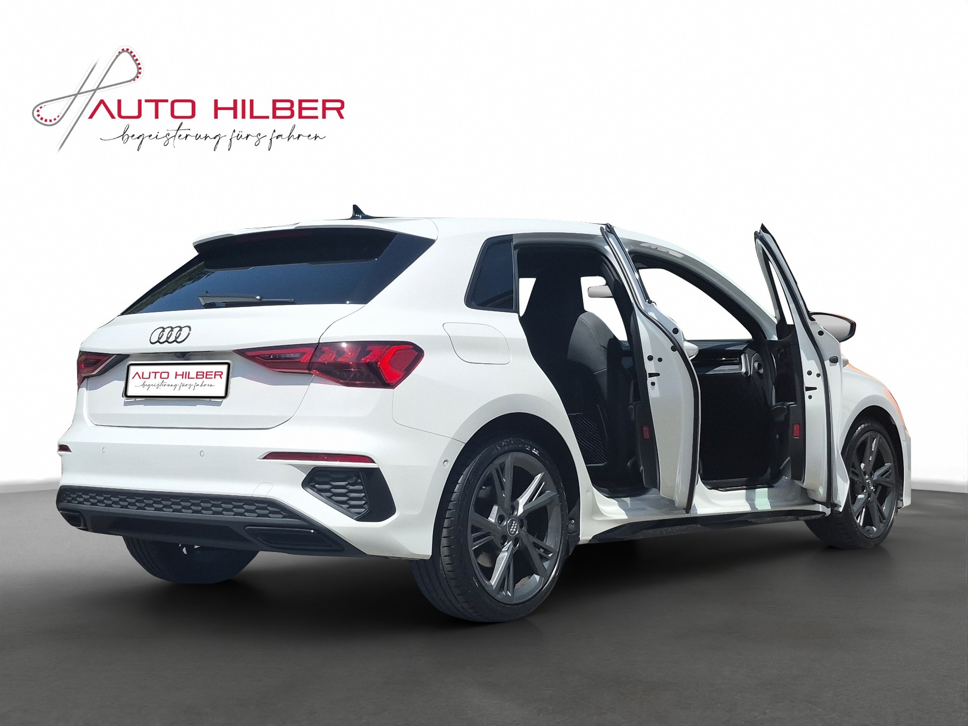 AUDI A3 Sportback 35 TFSI S line Attraction S-tronic *S-Sportsitze*-image-5
