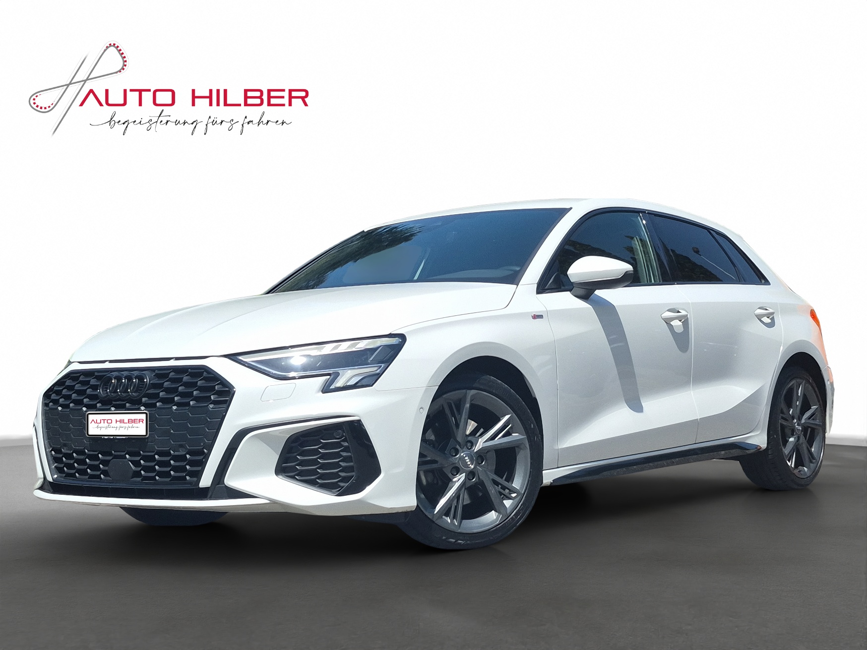 AUDI A3 Sportback 35 TFSI S line Attraction S-tronic *S-Sportsitze*-image-0