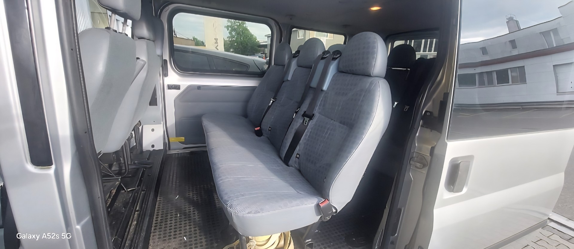 FORD Transit 2.2 TDCi 330 S-image-2