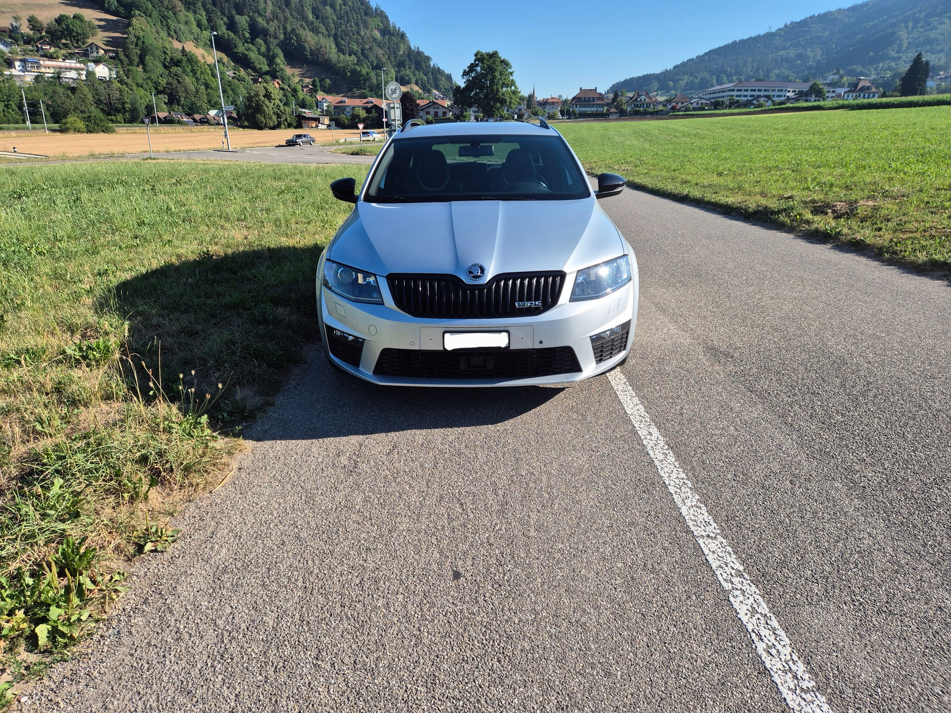 SKODA 2.0 TDI 184 RS 4x4 DSG-image-1