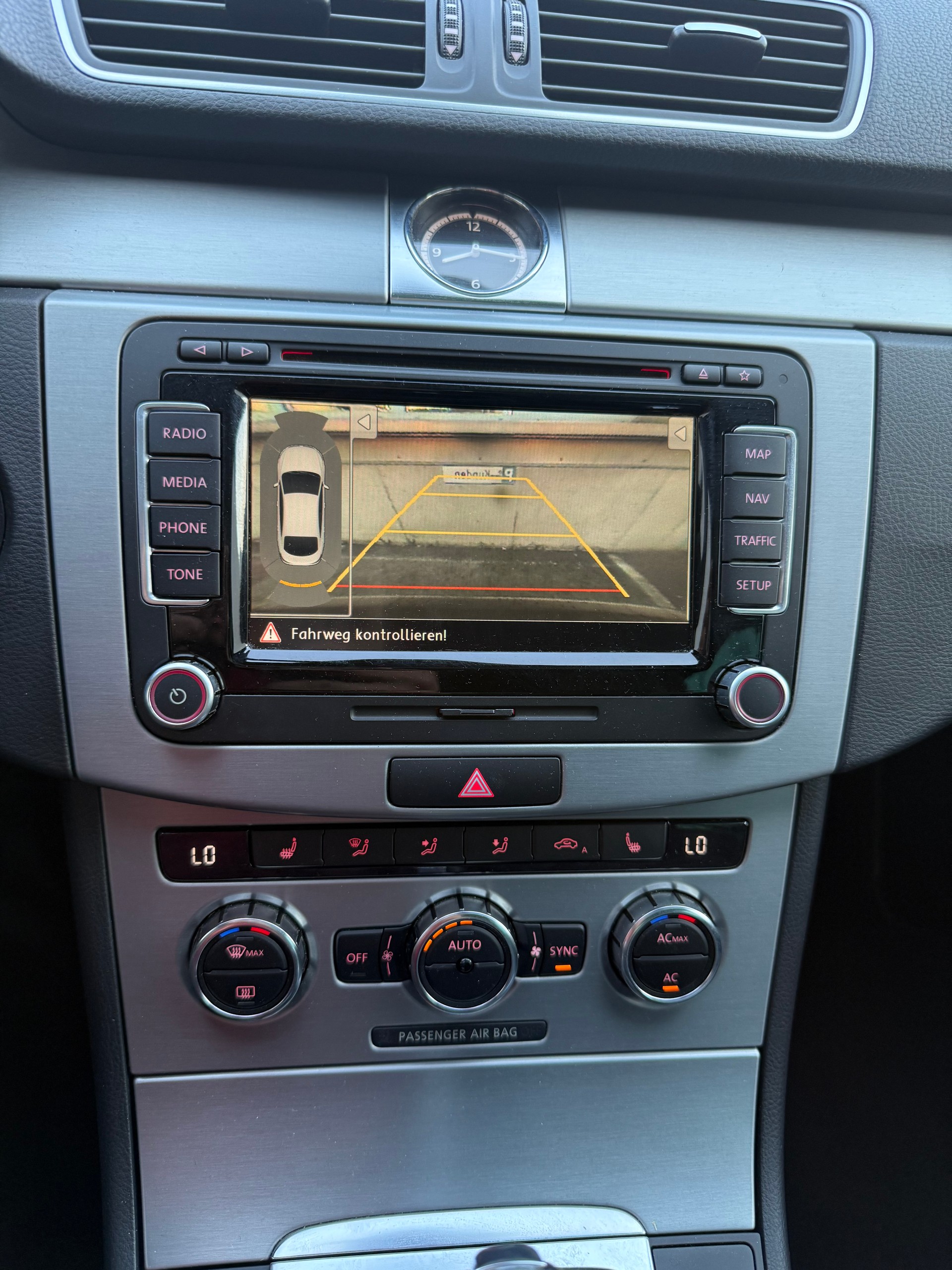 VW Passat CC 2.0 TDI BMT Advance DSG-image-4