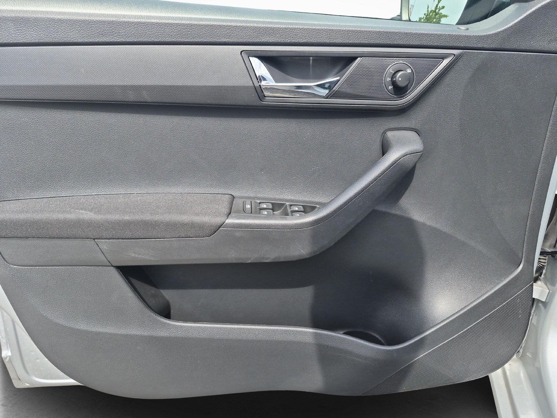 SKODA Fabia Combi 1.0 TSI Ambition DSG / ab 3.99% Leasing bei Abschluss einer Protect Autoversicherung-image-18
