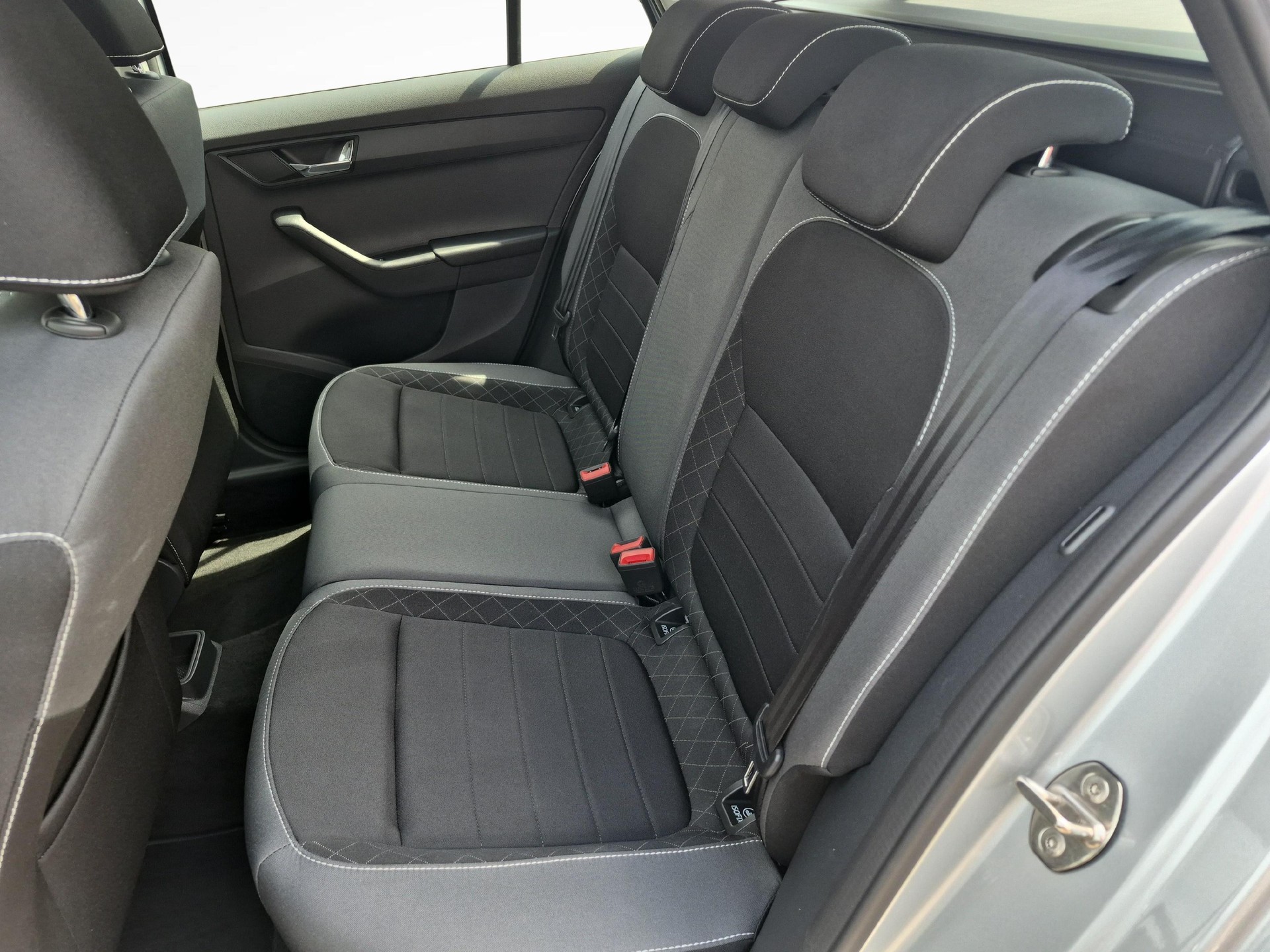 SKODA Fabia Combi 1.0 TSI Ambition DSG / ab 3.99% Leasing bei Abschluss einer Protect Autoversicherung-image-10