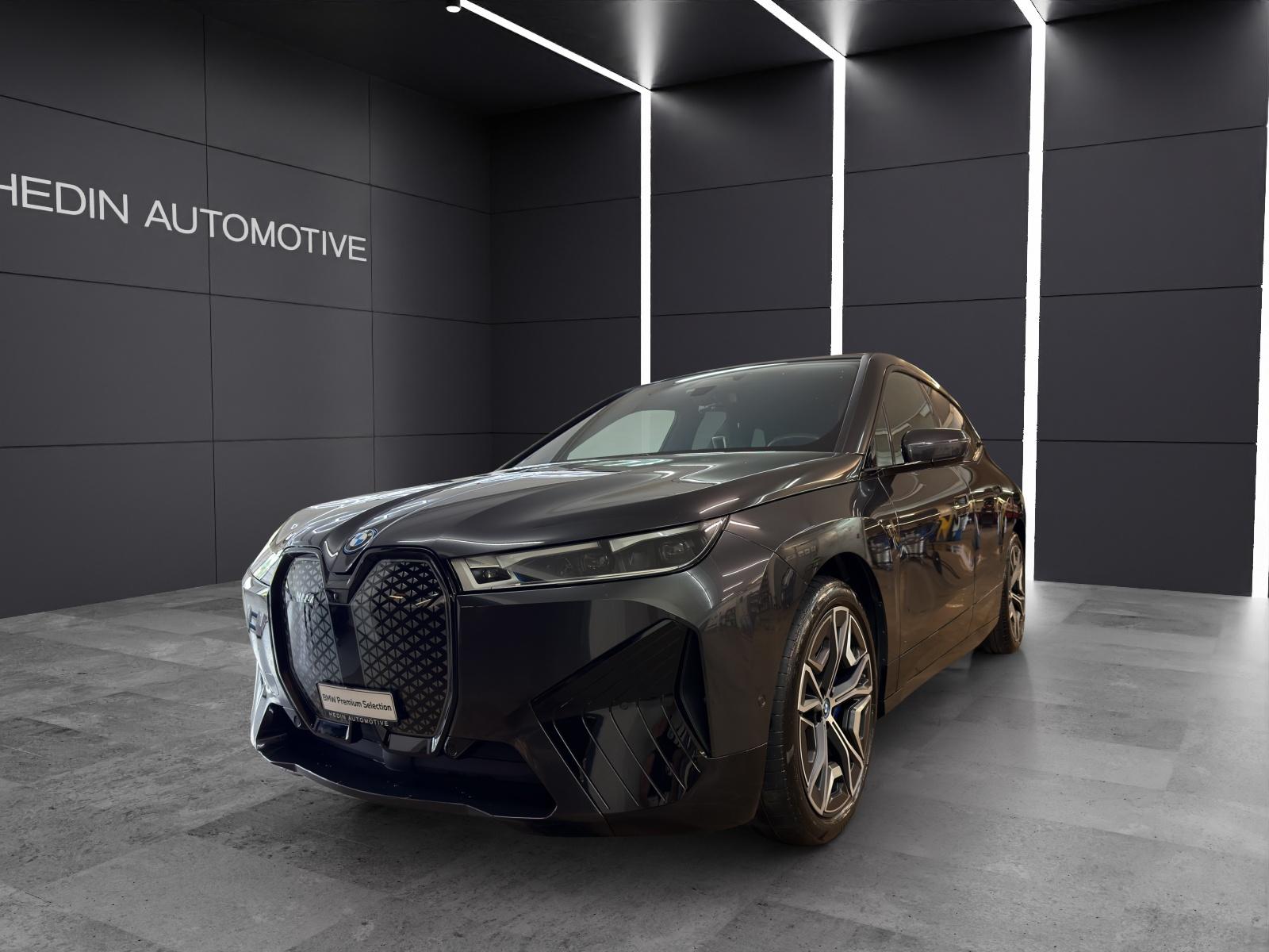 BMW iX xDrive50-image-0