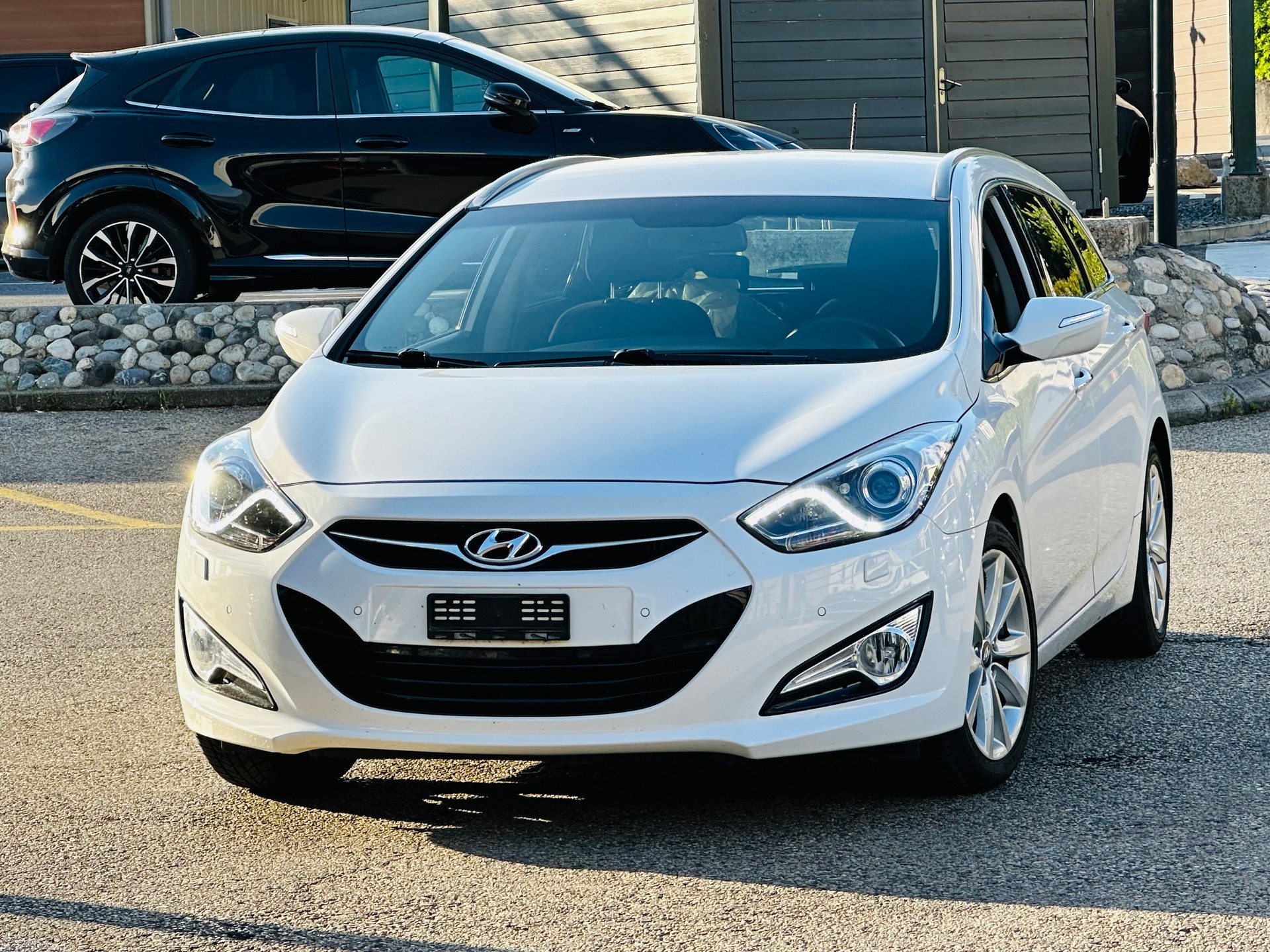 HYUNDAI i40 Wagon 1.7 CRDI Premium Automatic-image-1