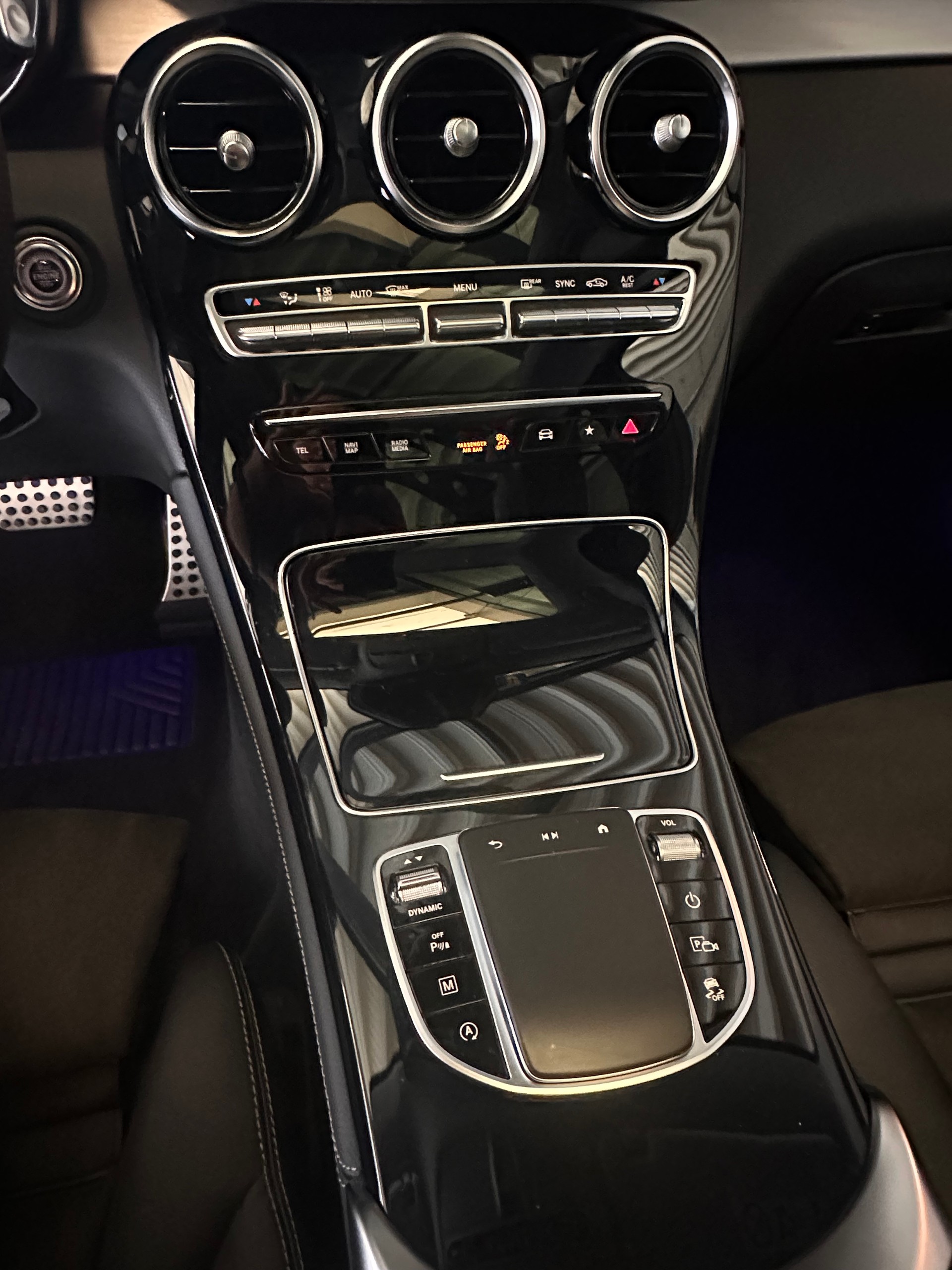 MERCEDES-BENZ GLC 220 d AMG Line 4m-image-14