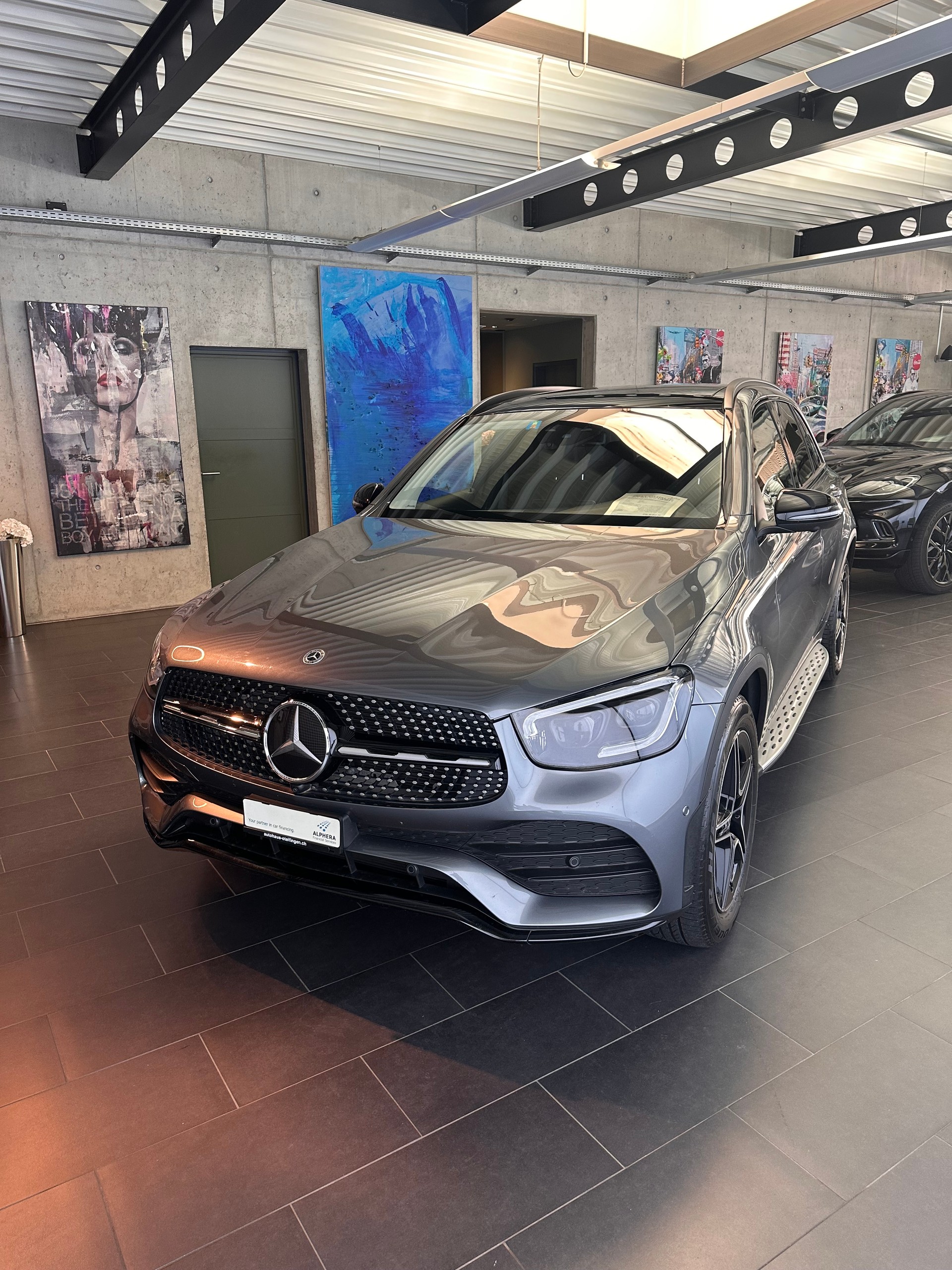 MERCEDES-BENZ GLC 220 d AMG Line 4m-image-6
