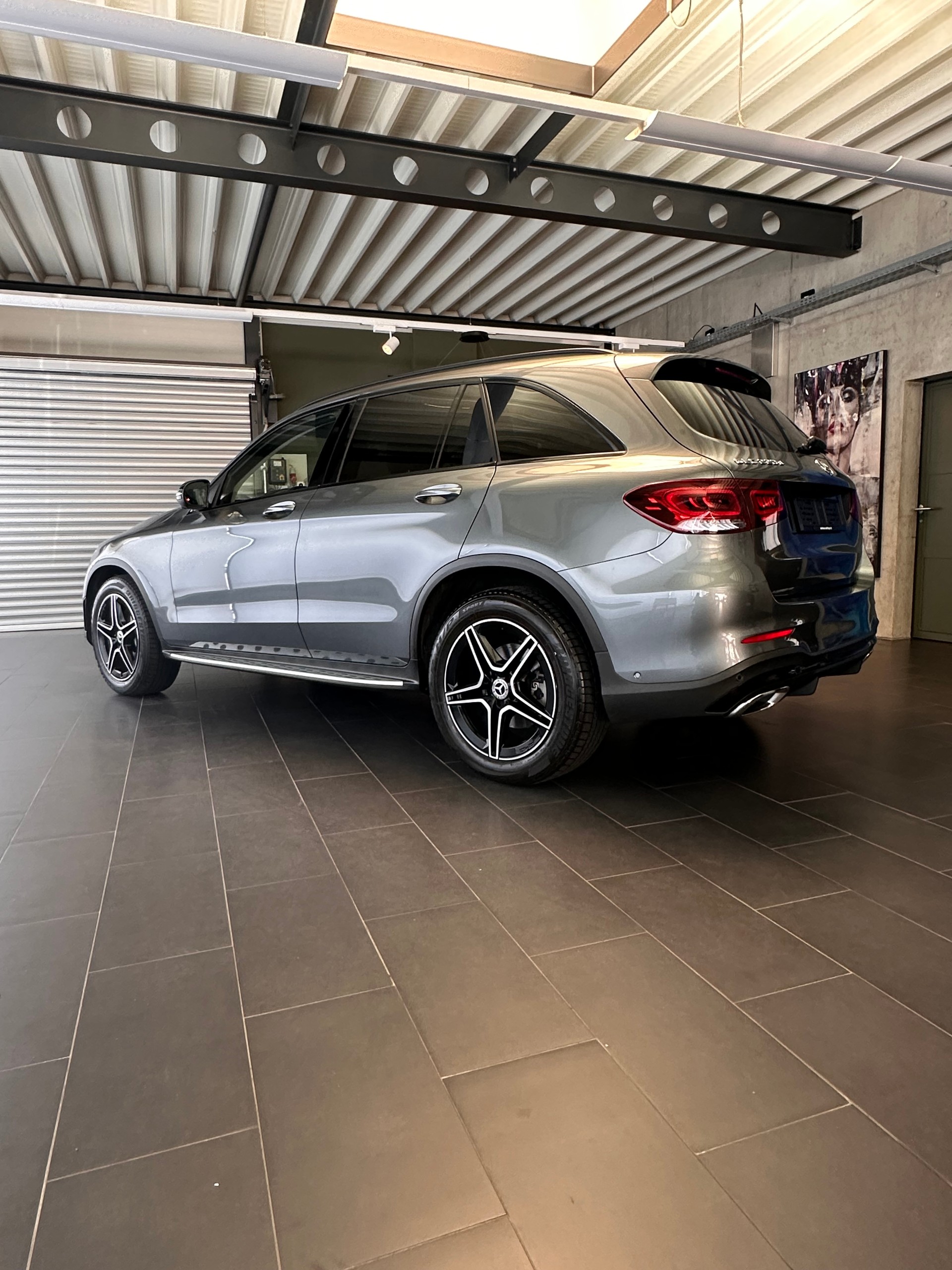 MERCEDES-BENZ GLC 220 d AMG Line 4m-image-19