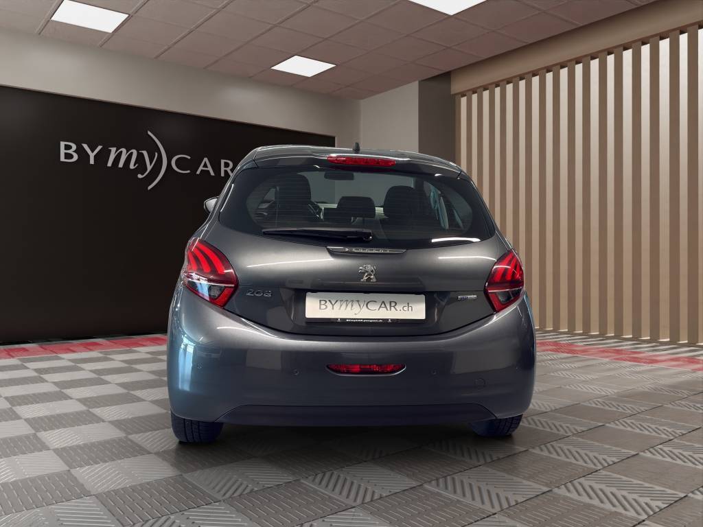 PEUGEOT 208 1.2 PureTech Allure EAT6-image-13