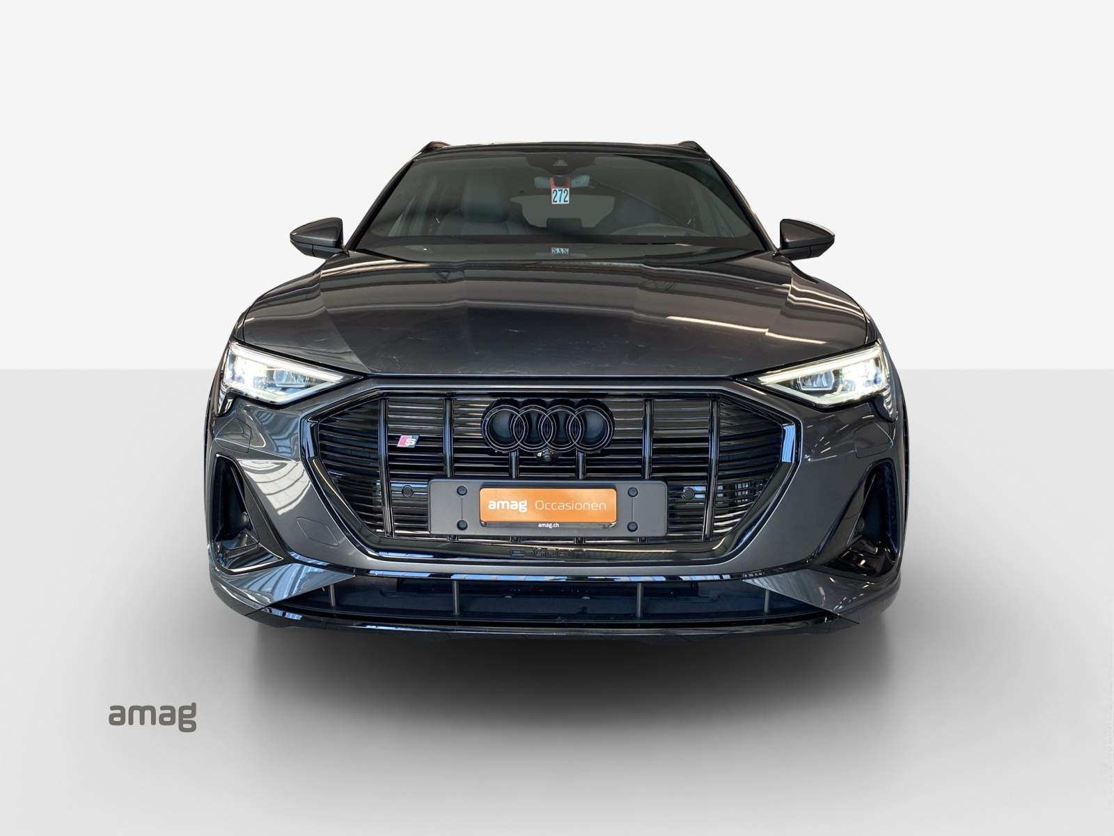 AUDI e-tron S quattro-image-7
