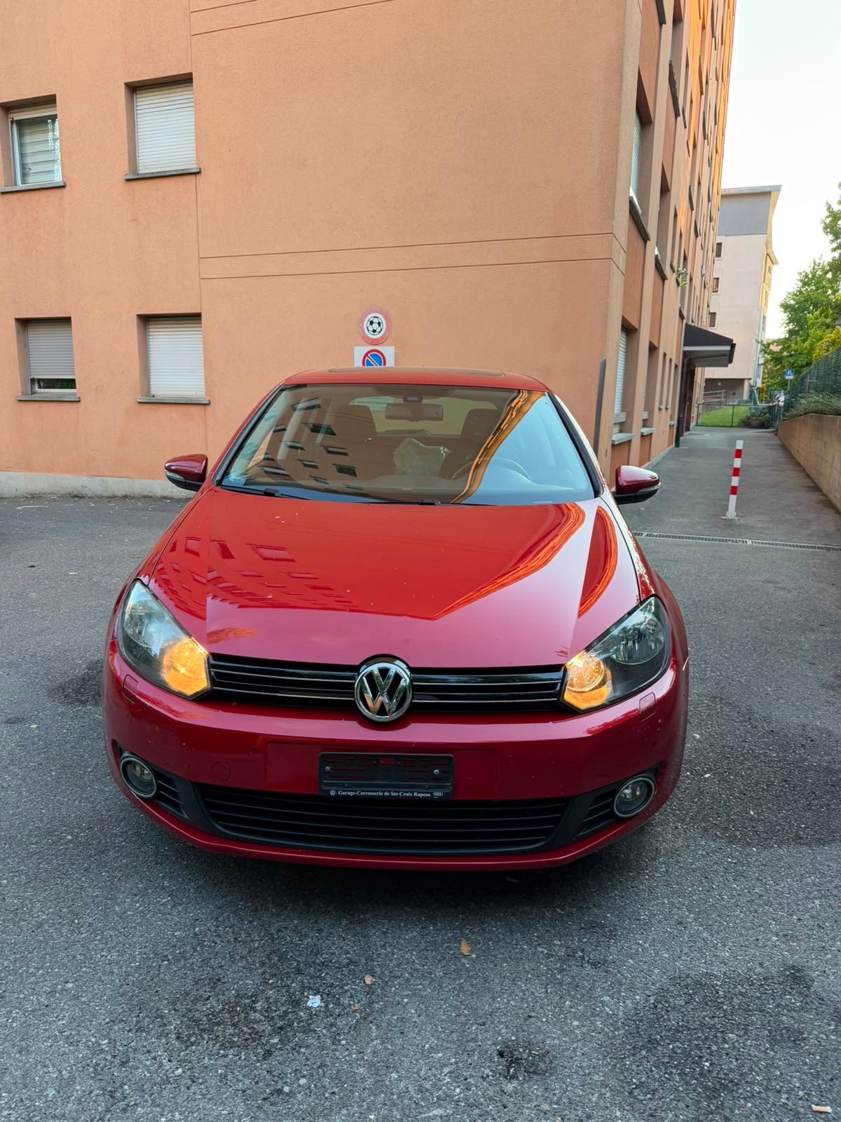 VW Golf 2.0 TDI Comfortline DSG-image-1