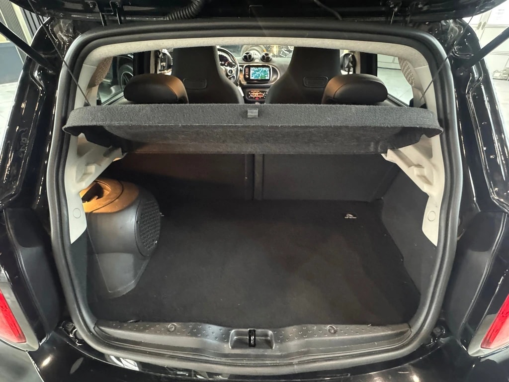 SMART forfour Brabus twinamic-image-16