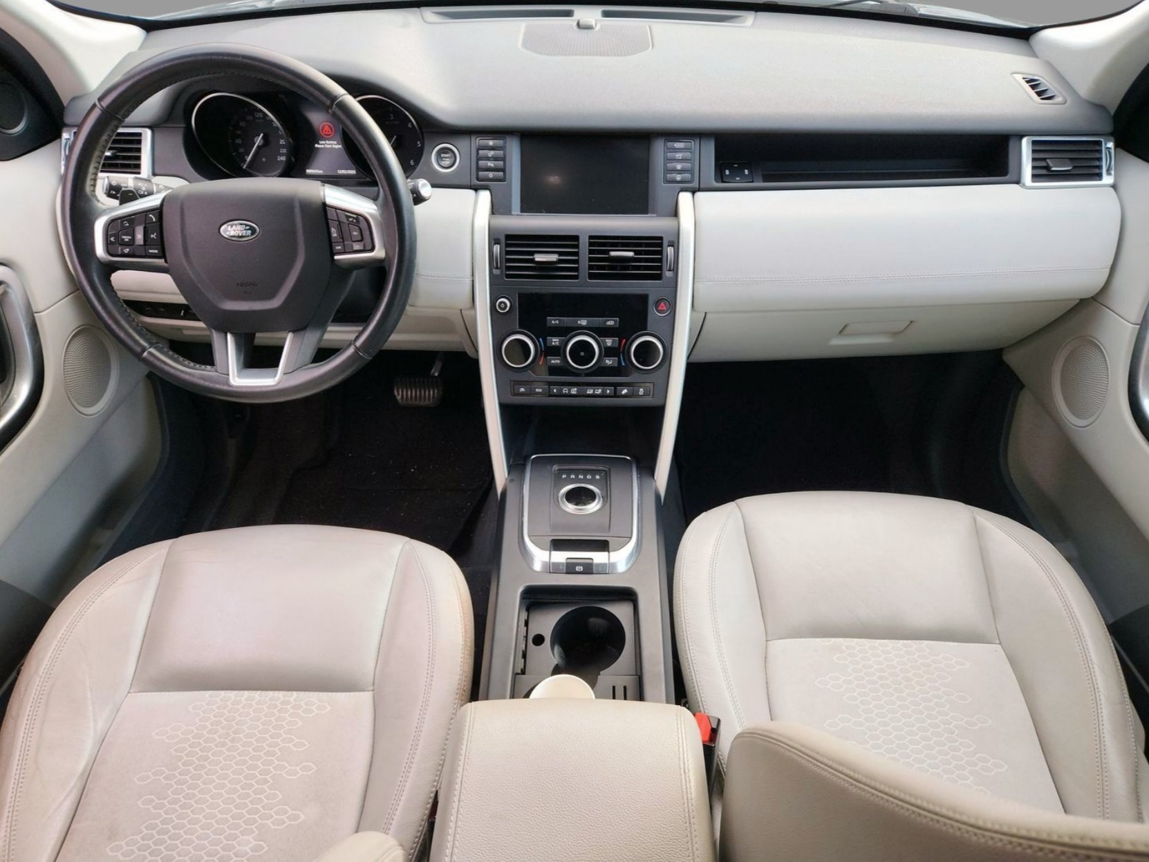 LAND ROVER Discovery Sport 2.0 TD4 SE AT9-image-8