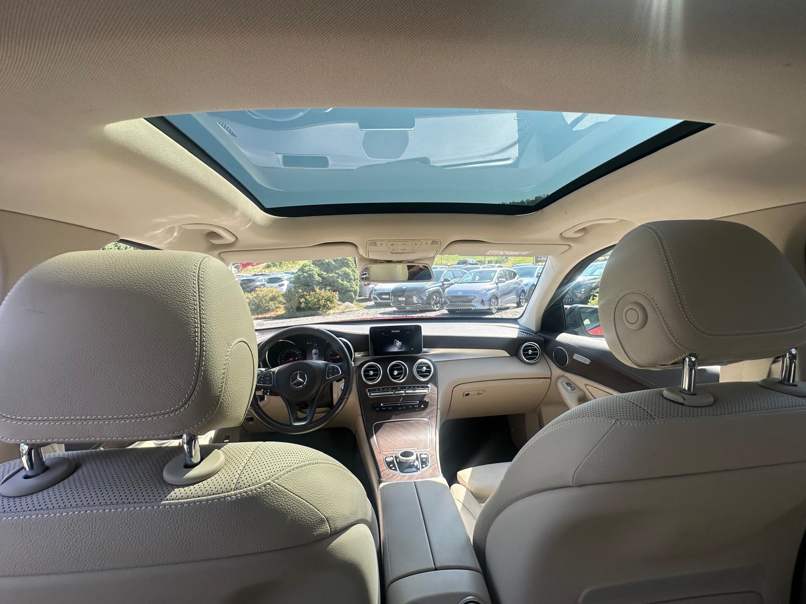 MERCEDES-BENZ GLC 250 Exclusive 4Matic 9G-Tronic-image-10
