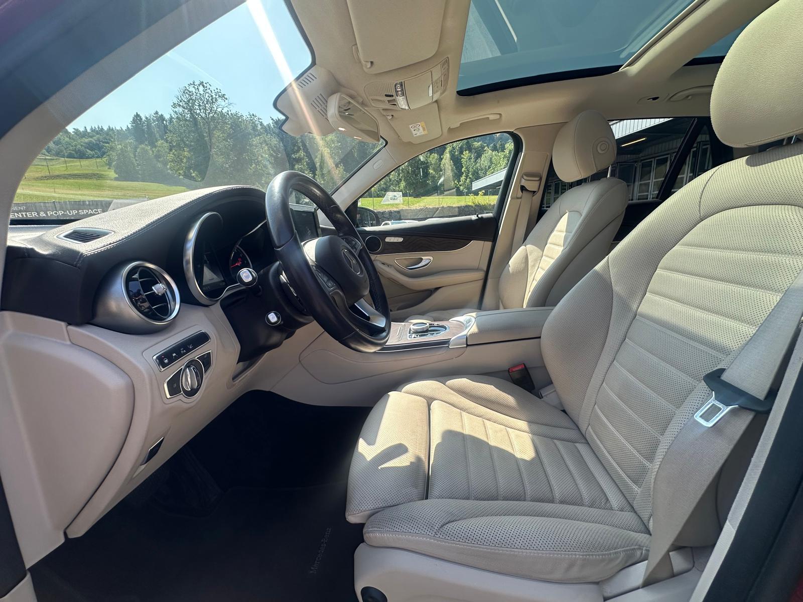 MERCEDES-BENZ GLC 250 Exclusive 4Matic 9G-Tronic-image-6
