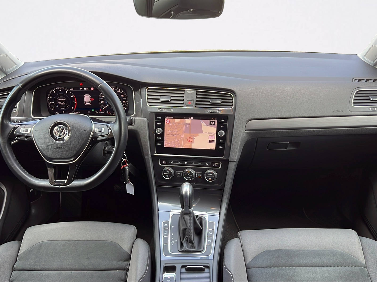 VW Golf 1.5 TSI EVO Comfortline DSG-image-5