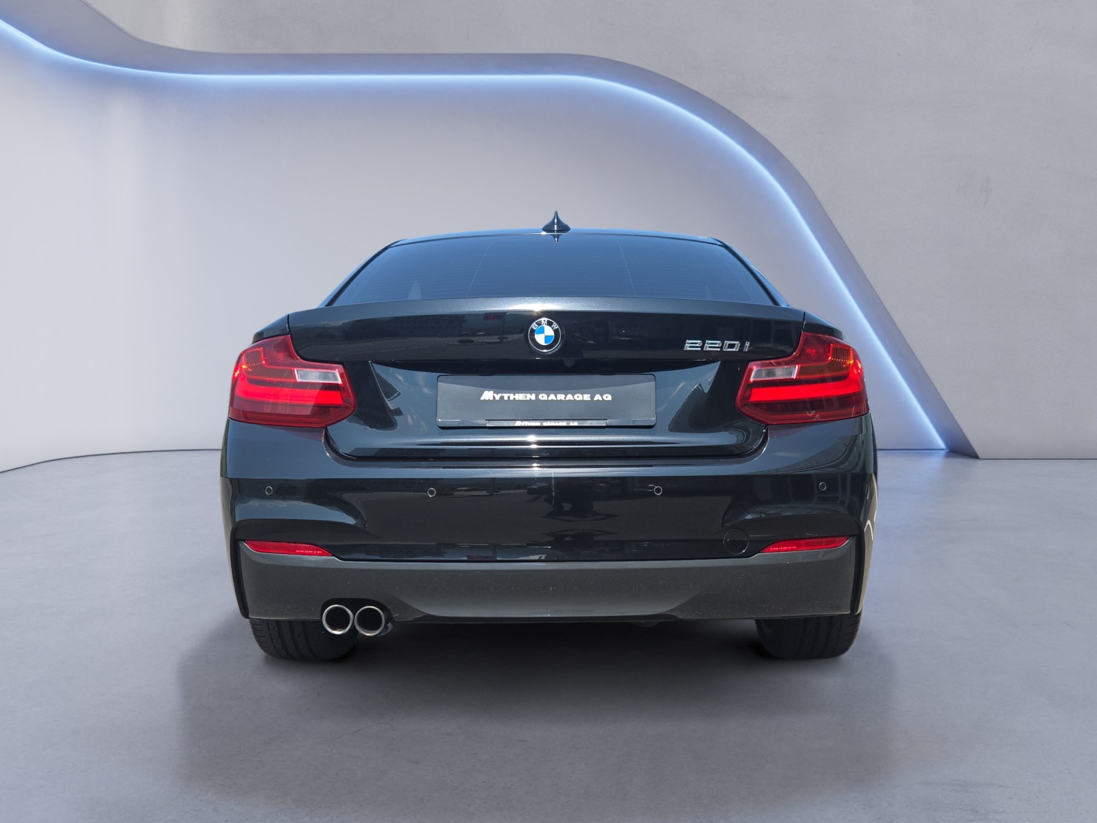 BMW 220i SAG Coupé-image-3