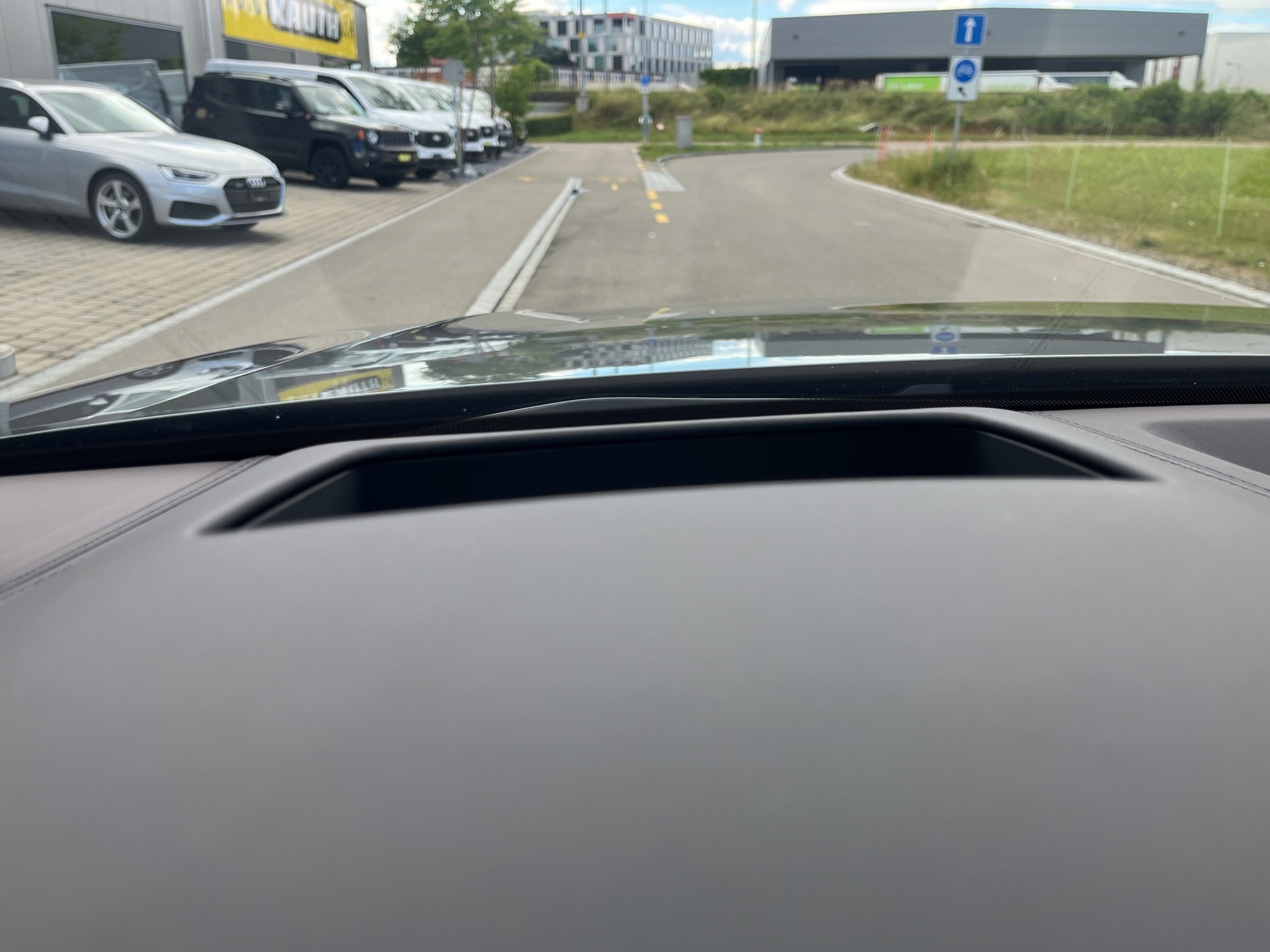 AUDI Q8 SUV TDI quattro 210 kW tiptronic*Standheizung, AHK, B&O Sound, 23"Alu, Panodach, (5-Jahre Garantie)-image-22