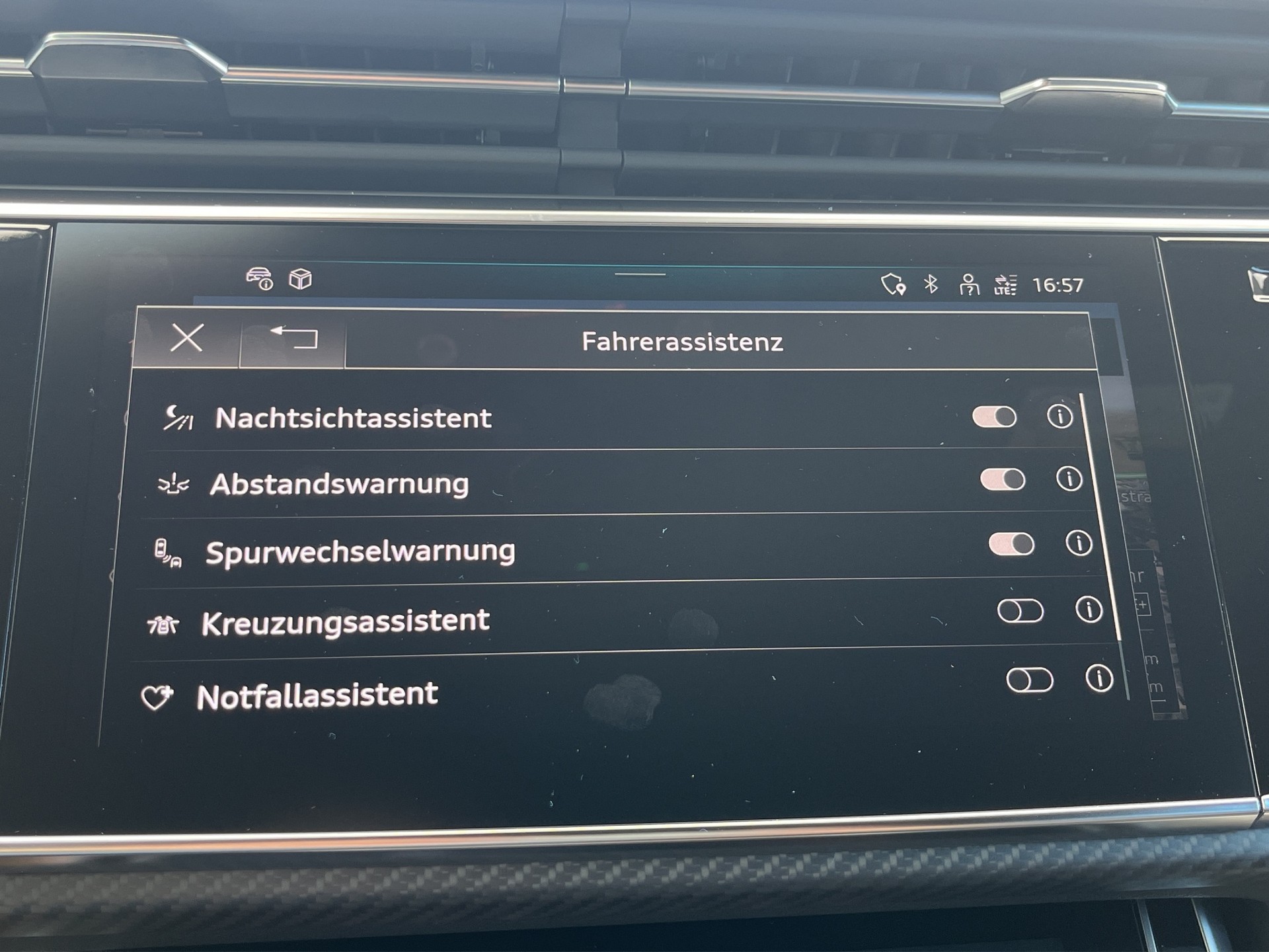 AUDI Q8 SUV TDI quattro 210 kW tiptronic*Standheizung, AHK, B&O Sound, 23"Alu, Panodach, (5-Jahre Garantie)-image-26