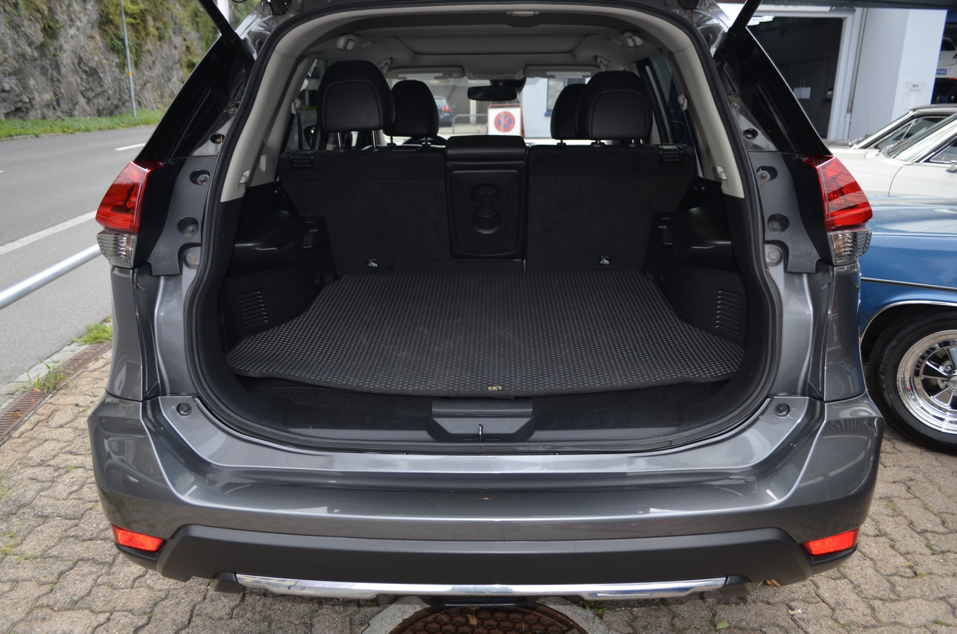 NISSAN 4x4 2.5 Benzin-image-10