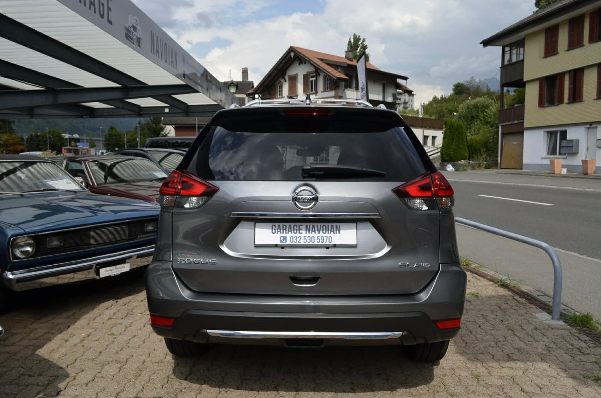 NISSAN 4x4 2.5 Benzin-image-5