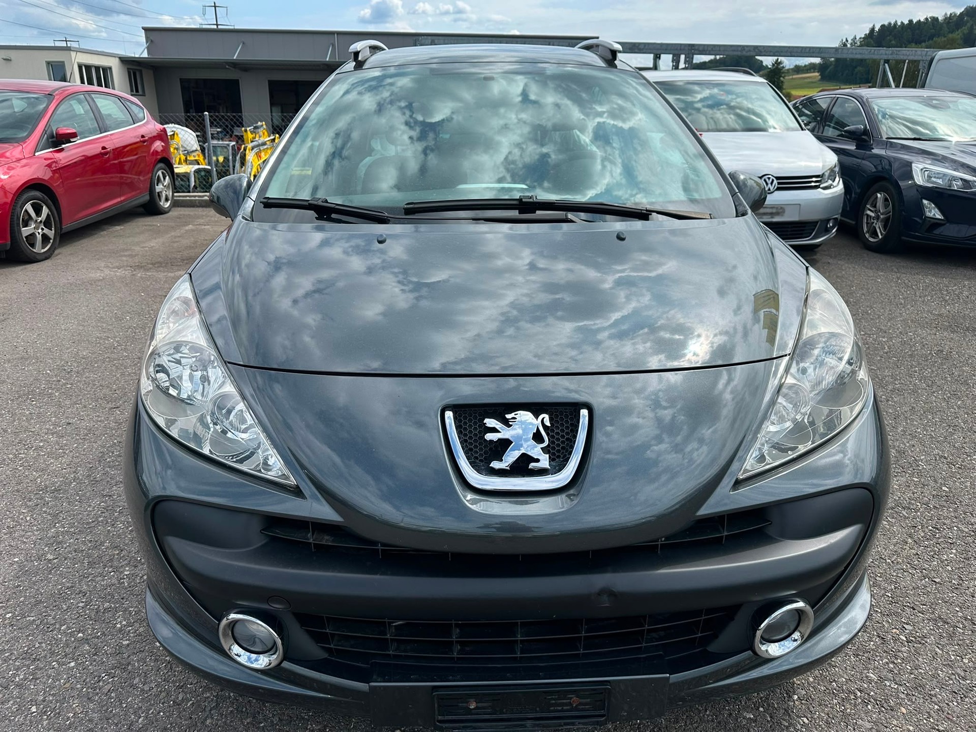 PEUGEOT 207 SW 1.6 HDI Sport-image-0