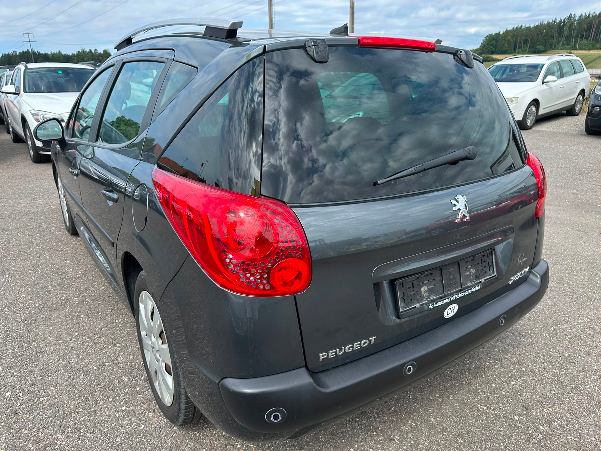 PEUGEOT 207 SW 1.6 HDI Sport-image-5
