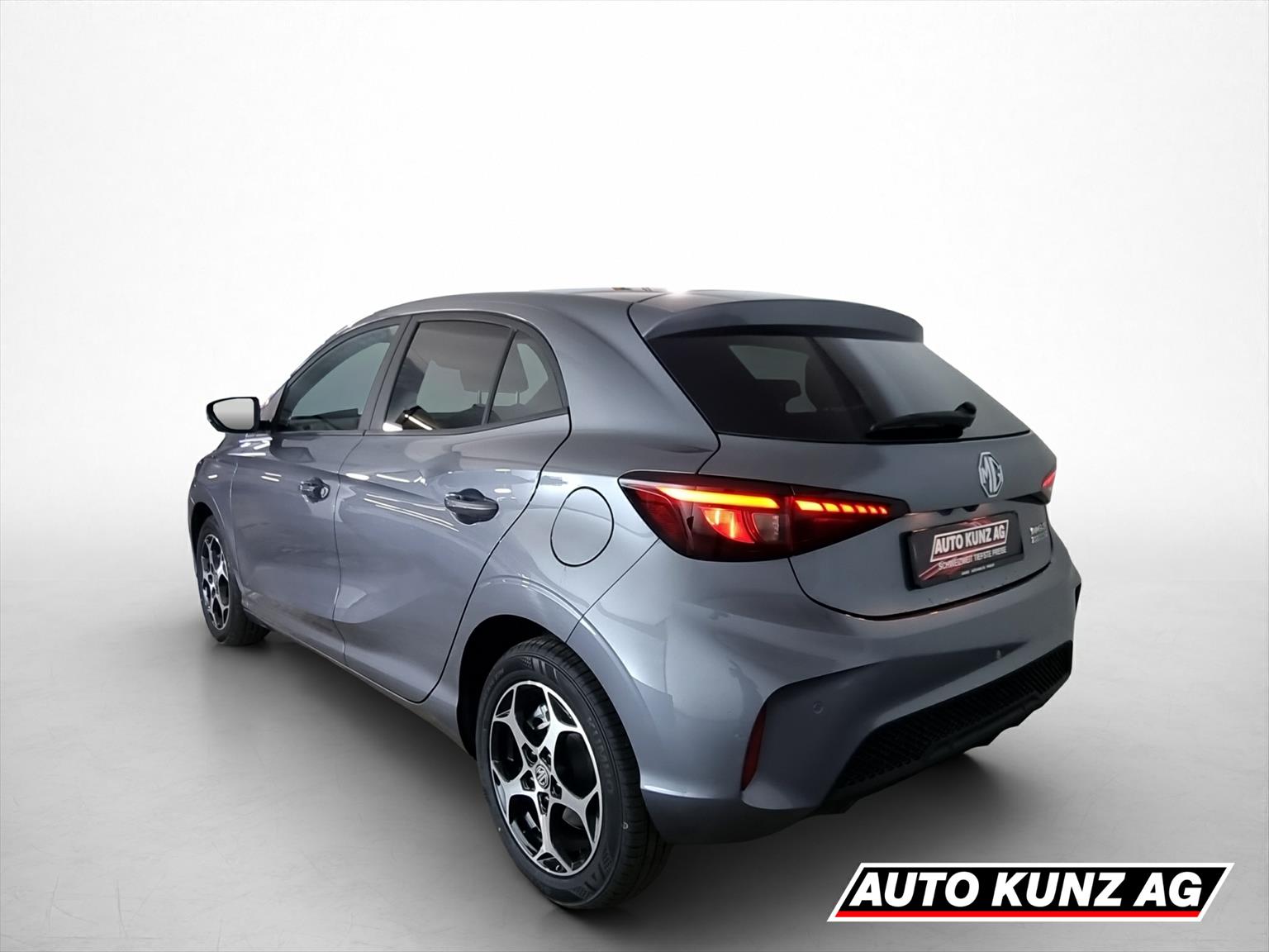 MG MG3 1.5 Hybrid Luxury Aut.-image-3