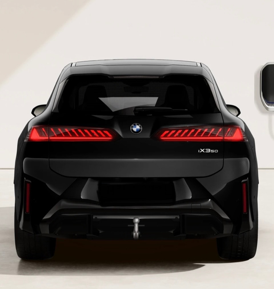 BMW 50 xDrive MSport Pro, AHK und komplettes Zubehör-image-1