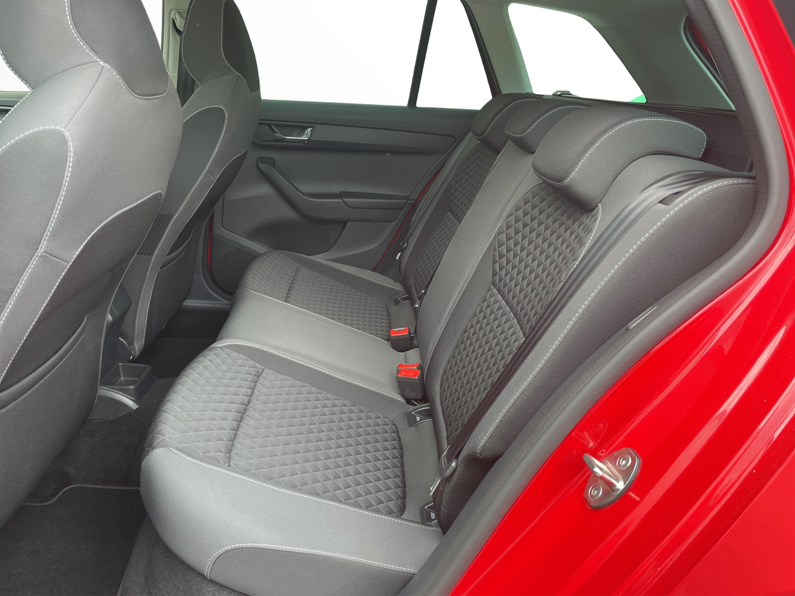 SKODA Fabia 1.0 TSI Monte Carlo DSG-image-14