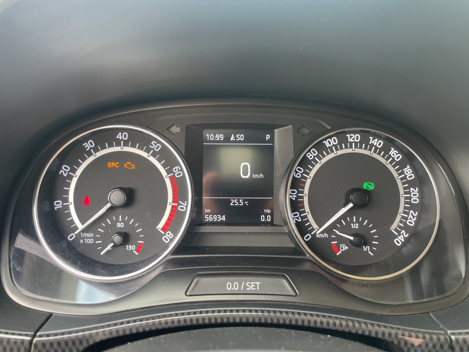 SKODA Fabia 1.0 TSI Monte Carlo DSG-image-9