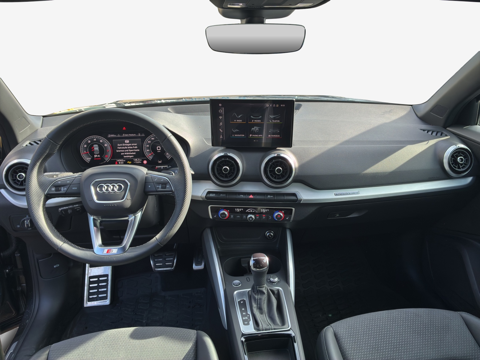 AUDI Q2 40 TFSI S line Attraction quattro S-tronic-image-8