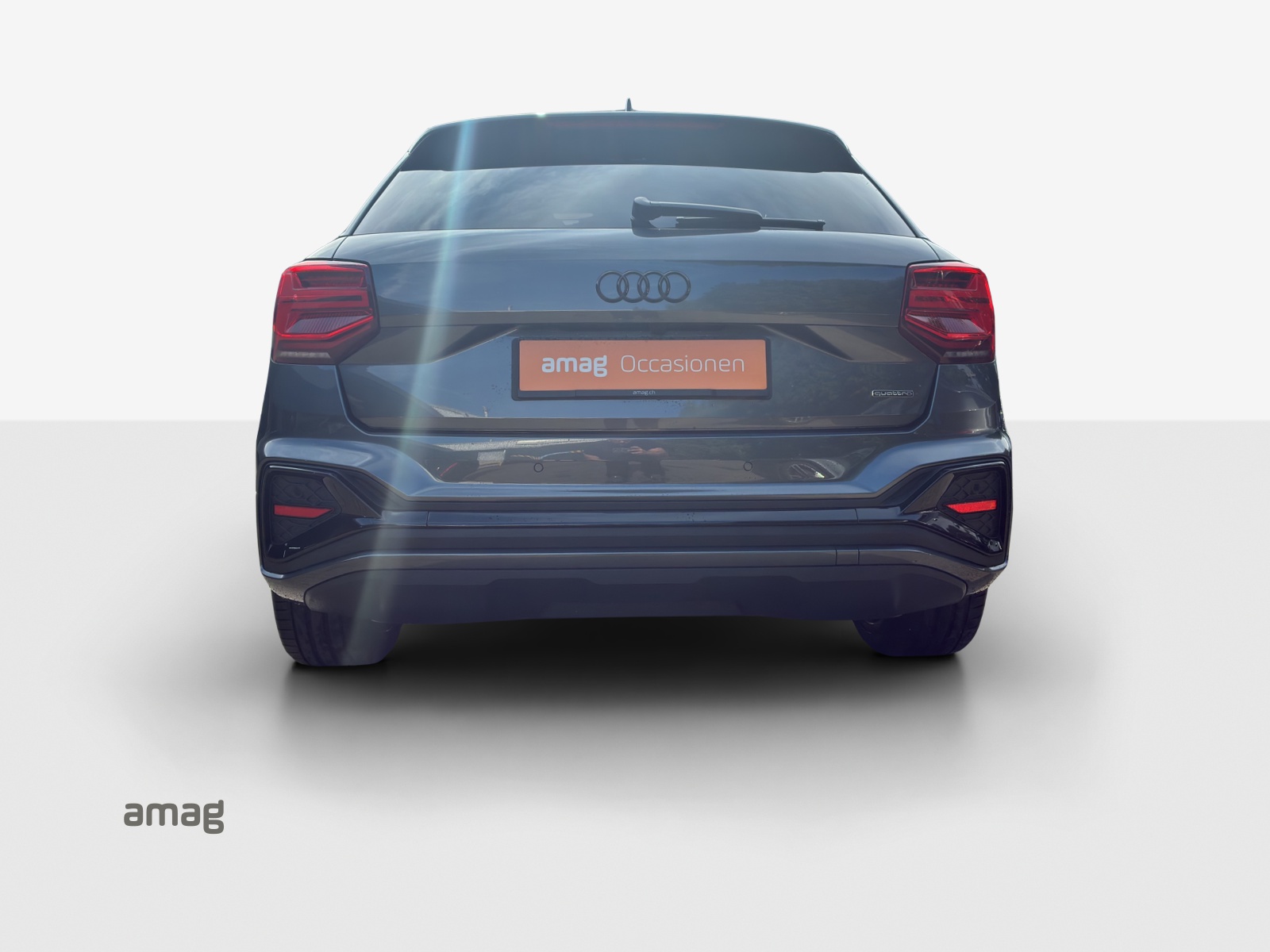 AUDI Q2 40 TFSI S line Attraction quattro S-tronic-image-3