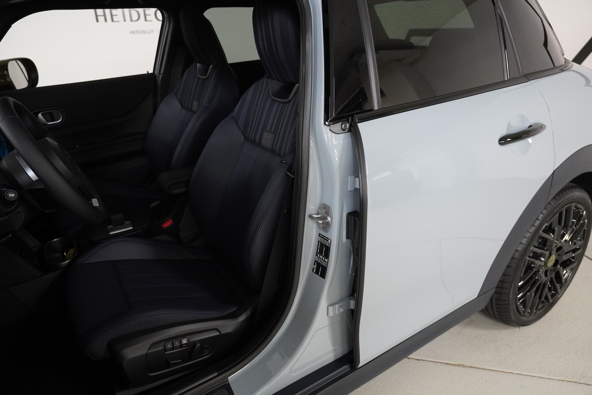 MINI Cooper S DKG-image-14