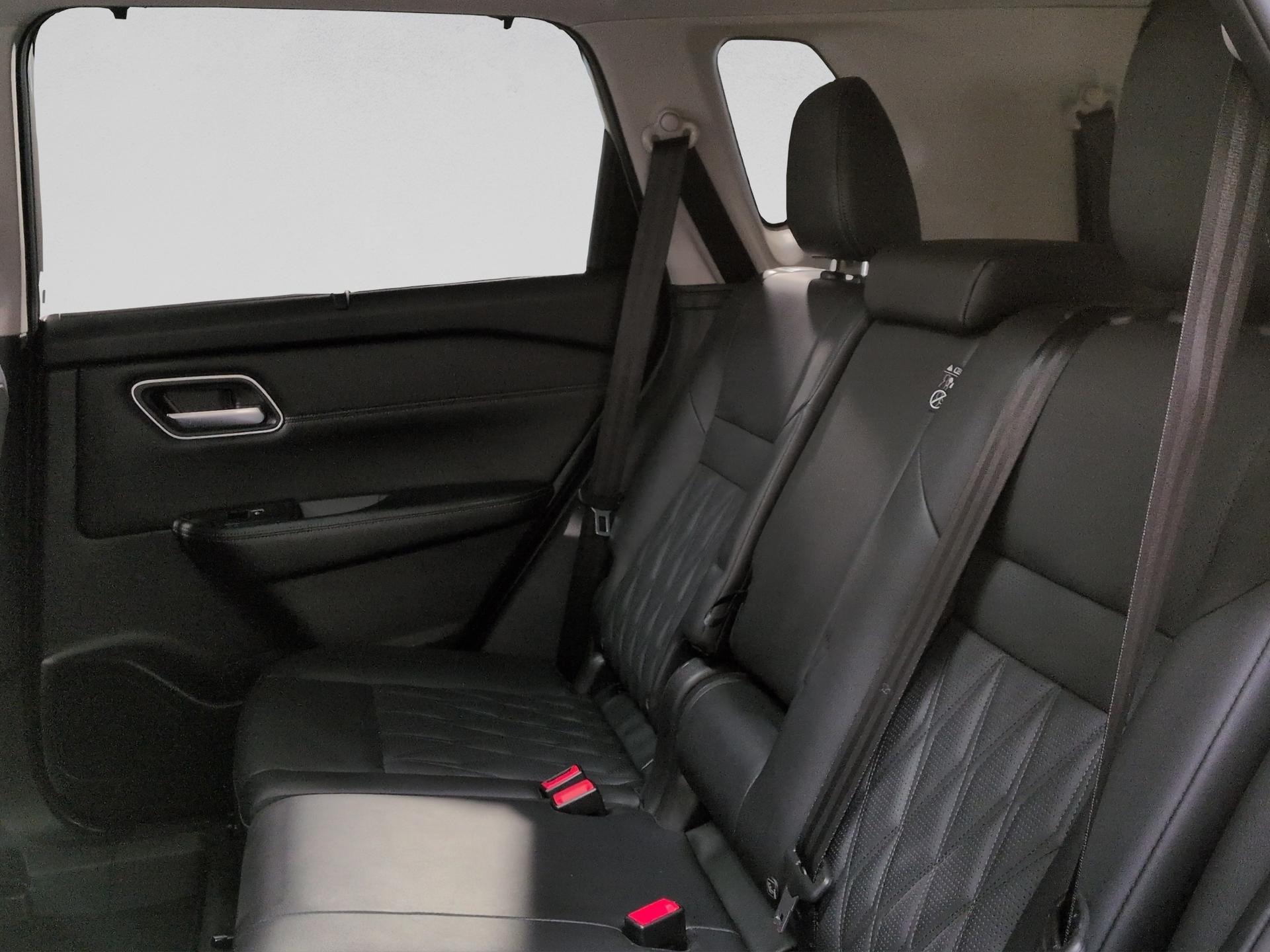 NISSAN X-Trail 1.5 VC-T e-Power 4WD 7 Sitze Tekna+-image-14