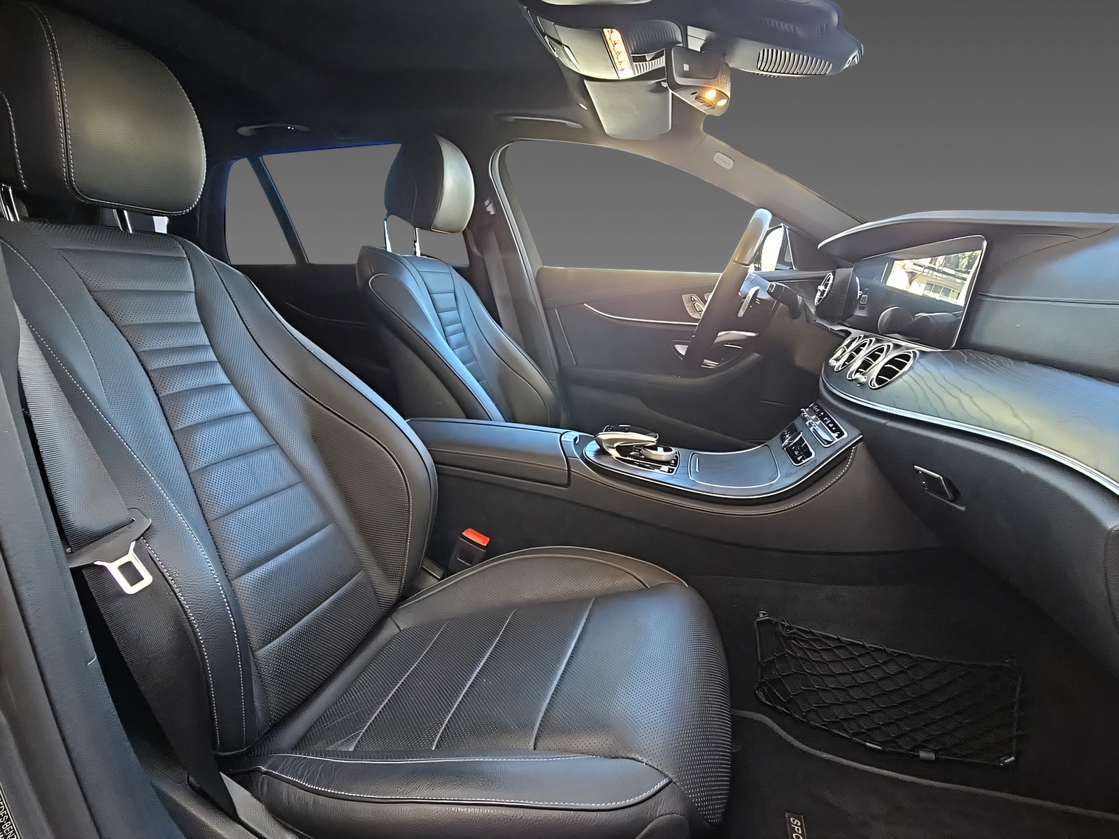 MERCEDES-BENZ E 400 d AMG Line 4Matic-image-11