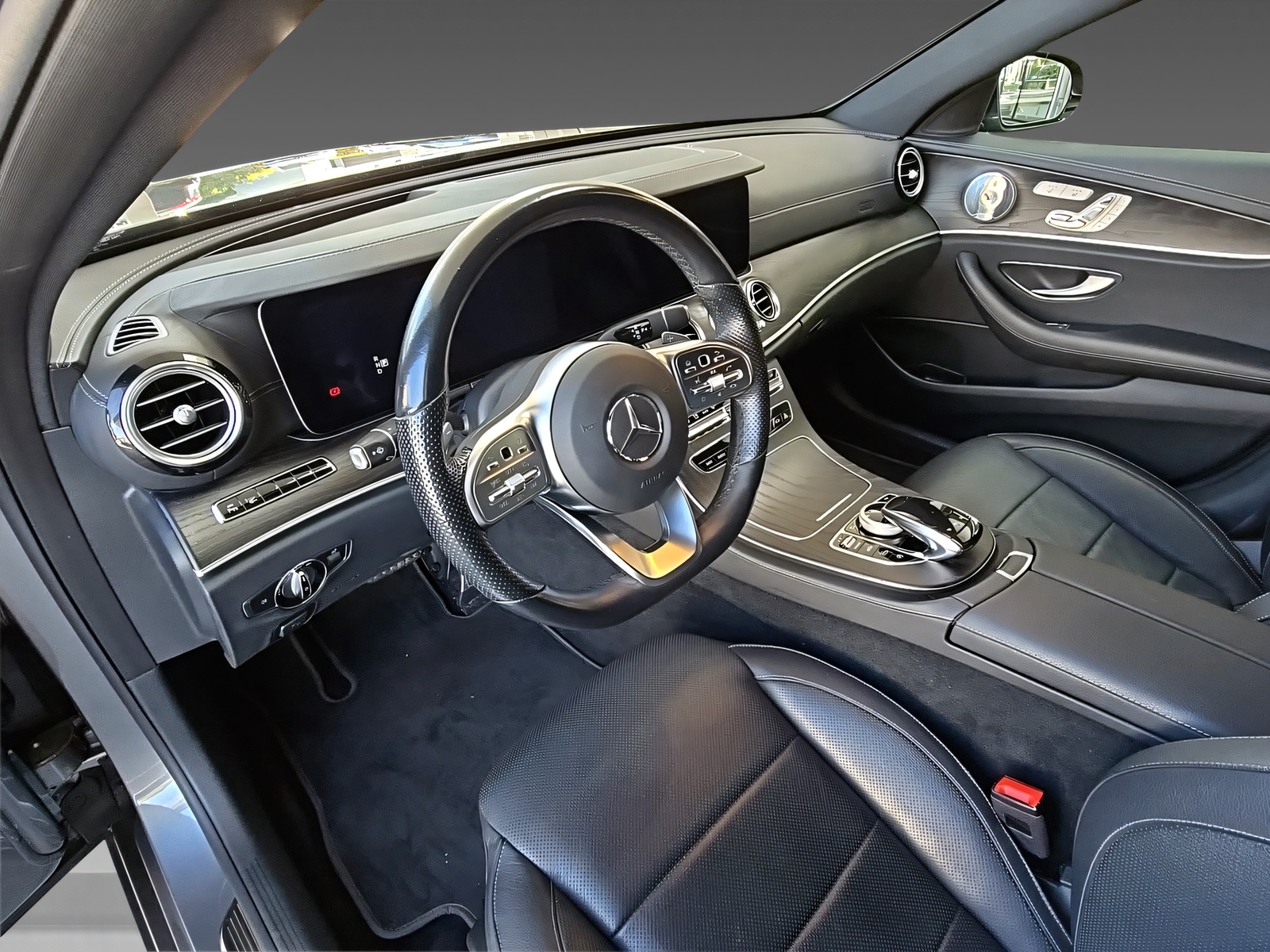 MERCEDES-BENZ E 400 d AMG Line 4Matic-image-6